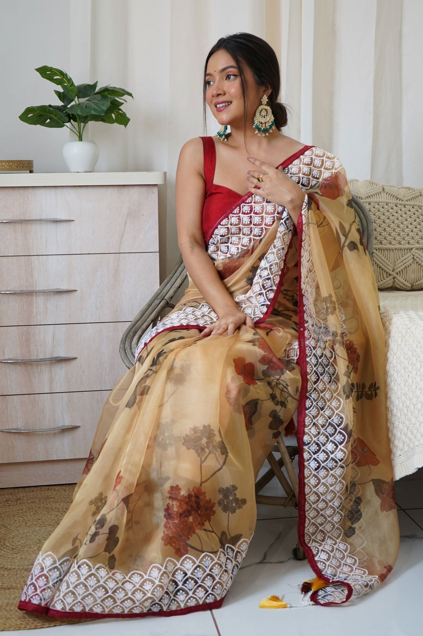 beige-organza-saree-zb130387_3_SareeButa.com