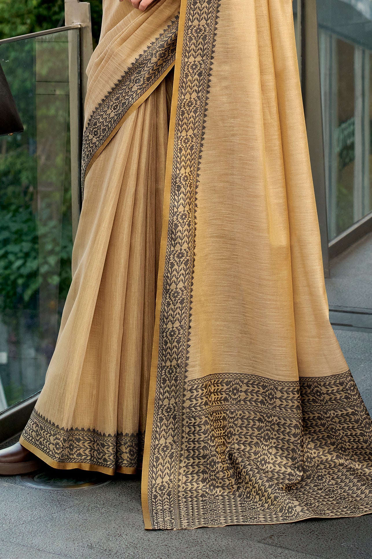 Beige Woven Linen Tissue Saree-ZB134372_4_SareeButa.com