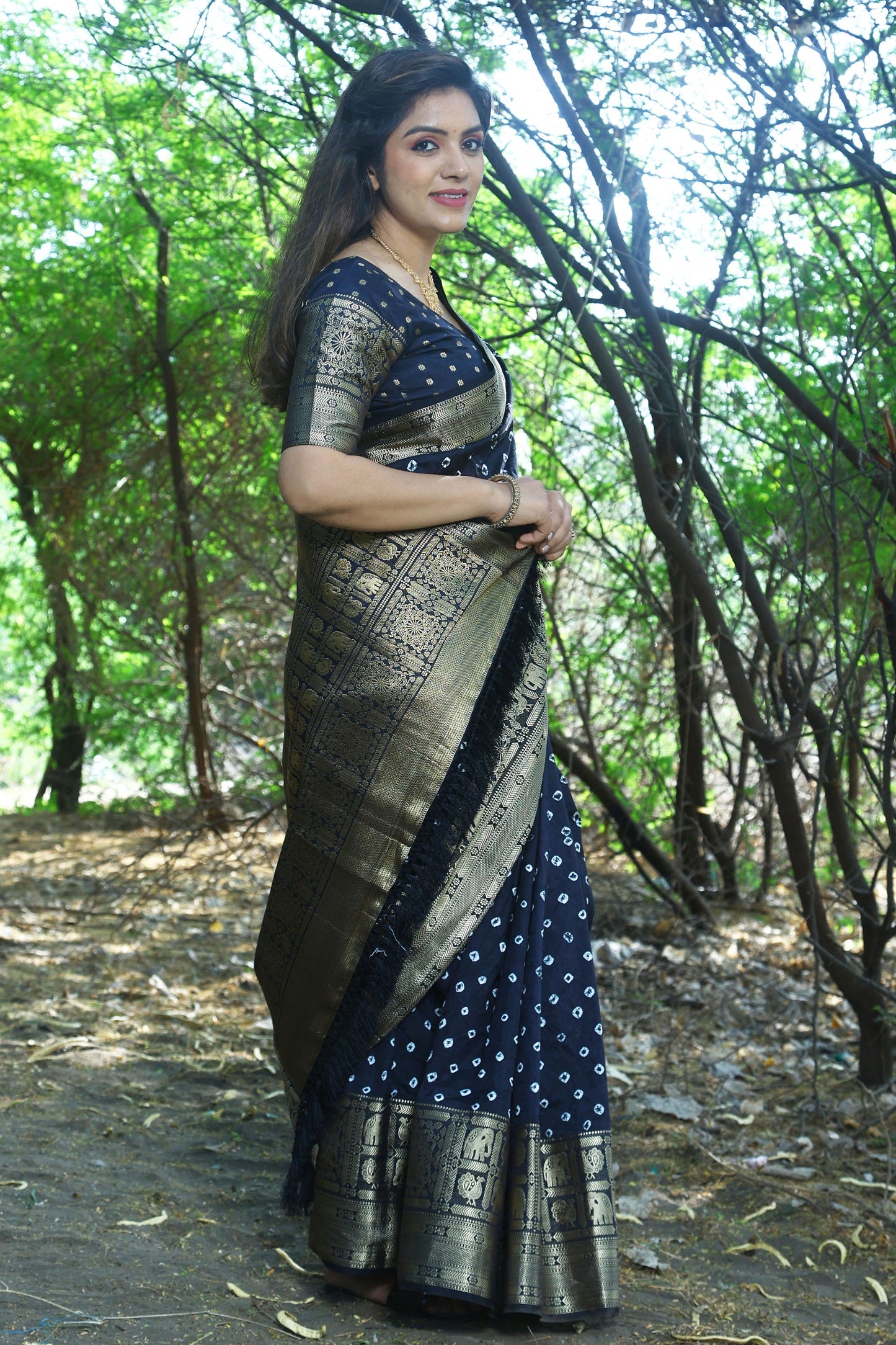 black-bandhej-silk-saree-zb131613_3_SareeButa.com