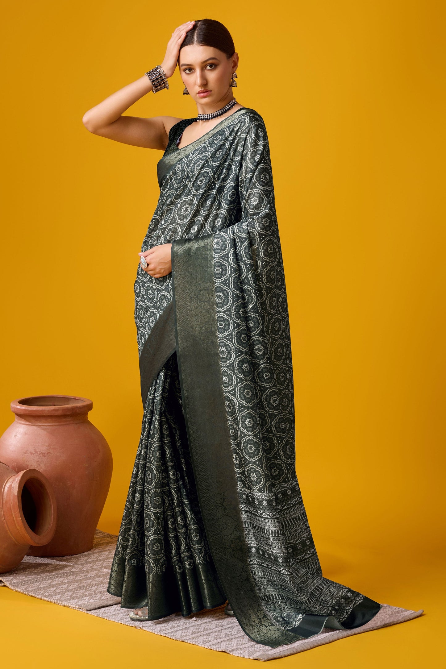 black-printed-cotton-silk-saree-zb131913_4_SareeButa.com