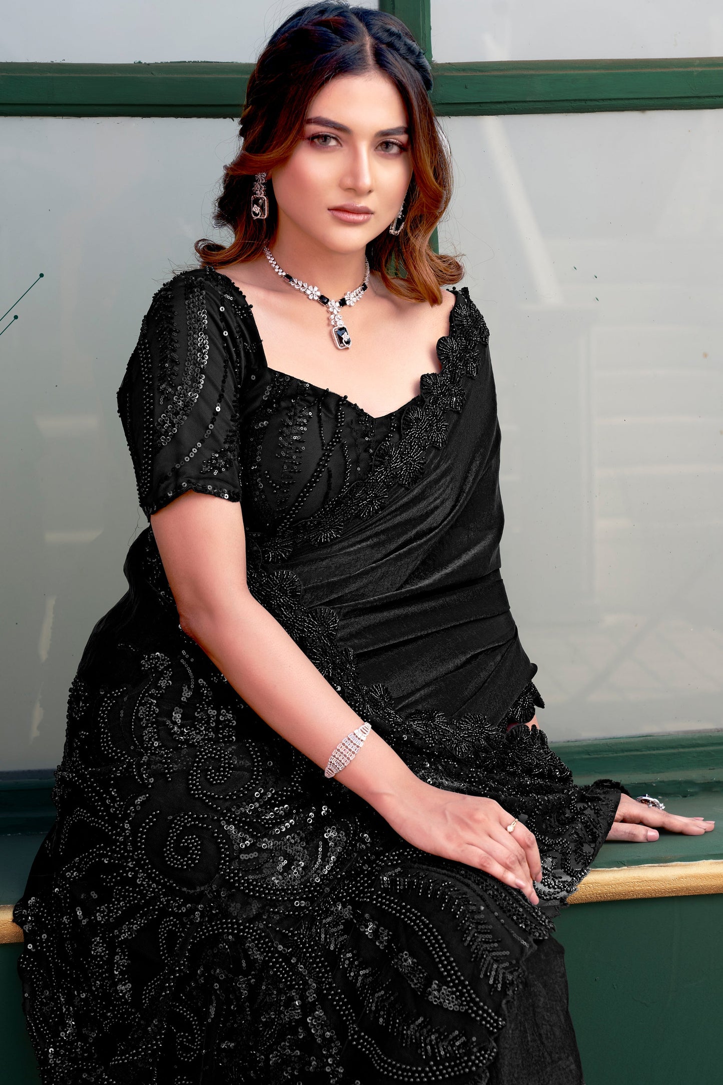 Black Heavy Work Saree with Readymade Blouse-ZB134397_2_SareeButa.com