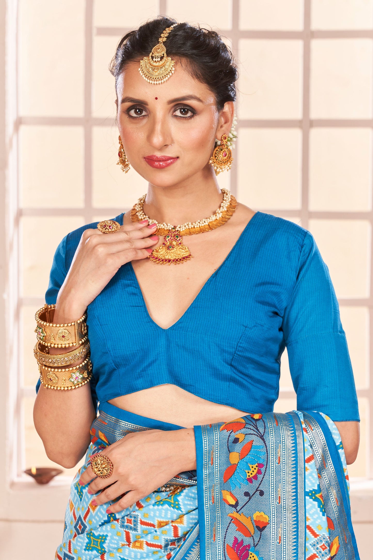 blue-paithani-saree-zb131879_3_SareeButa.com