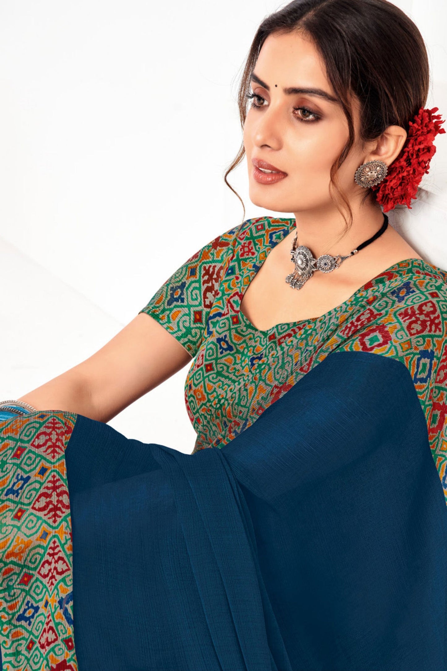 blue-printed-chiffon-saree-zb130922_2_SareeButa.com