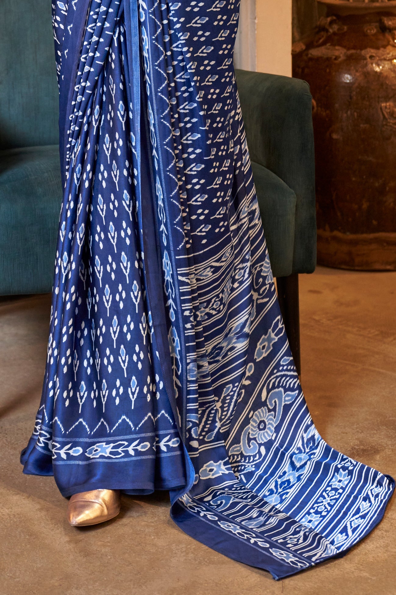 Blue Satin Crepe Patola Print Saree-ZB133879_4_SareeButa.com