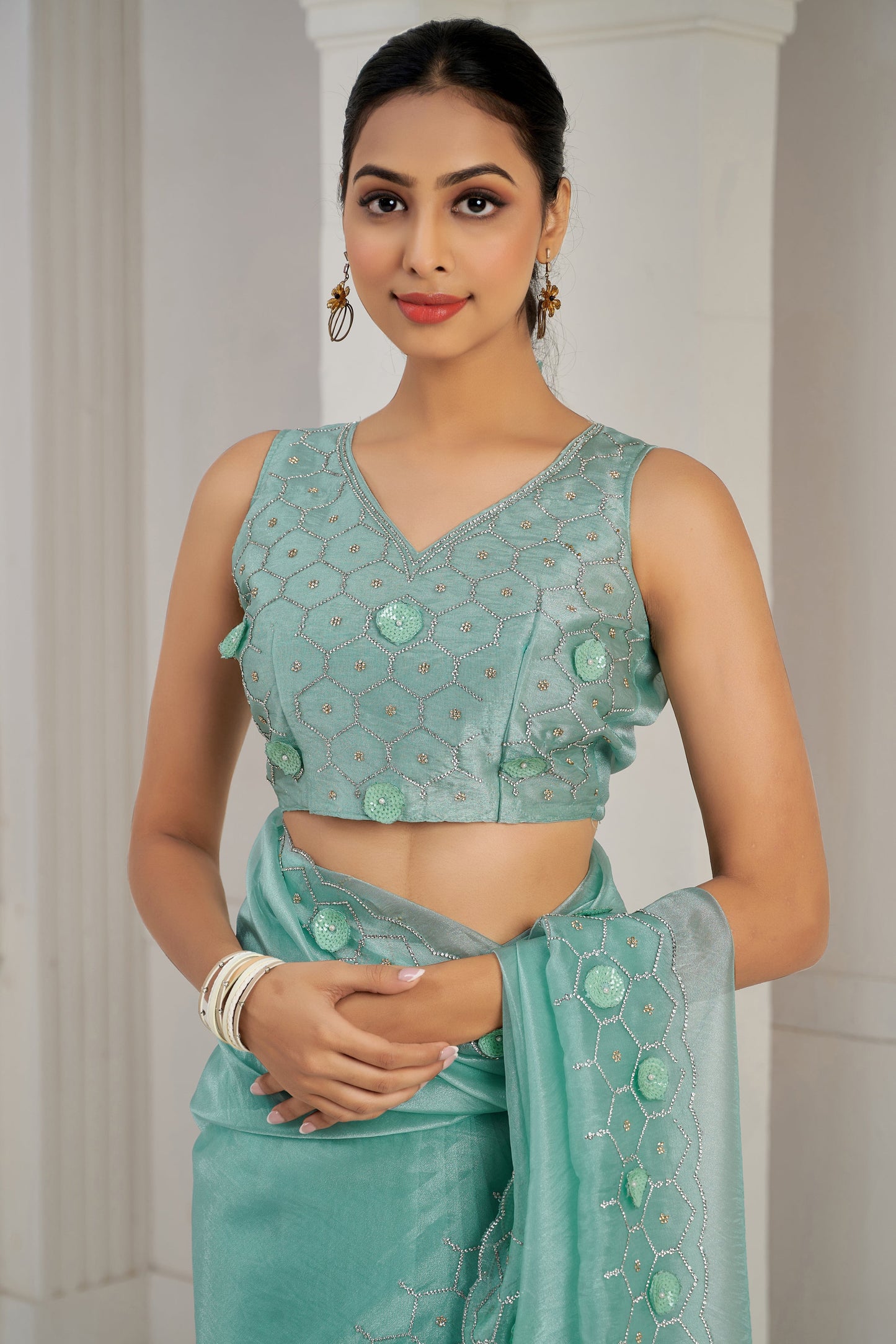 blue-stone-work-organza-saree-zb133473_8_Sareebuta.com