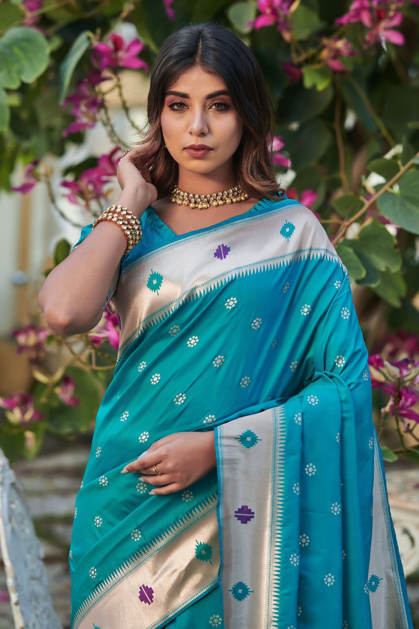 blue-woven-paithani-silk-saree-zb131496_2_SareeButa.com