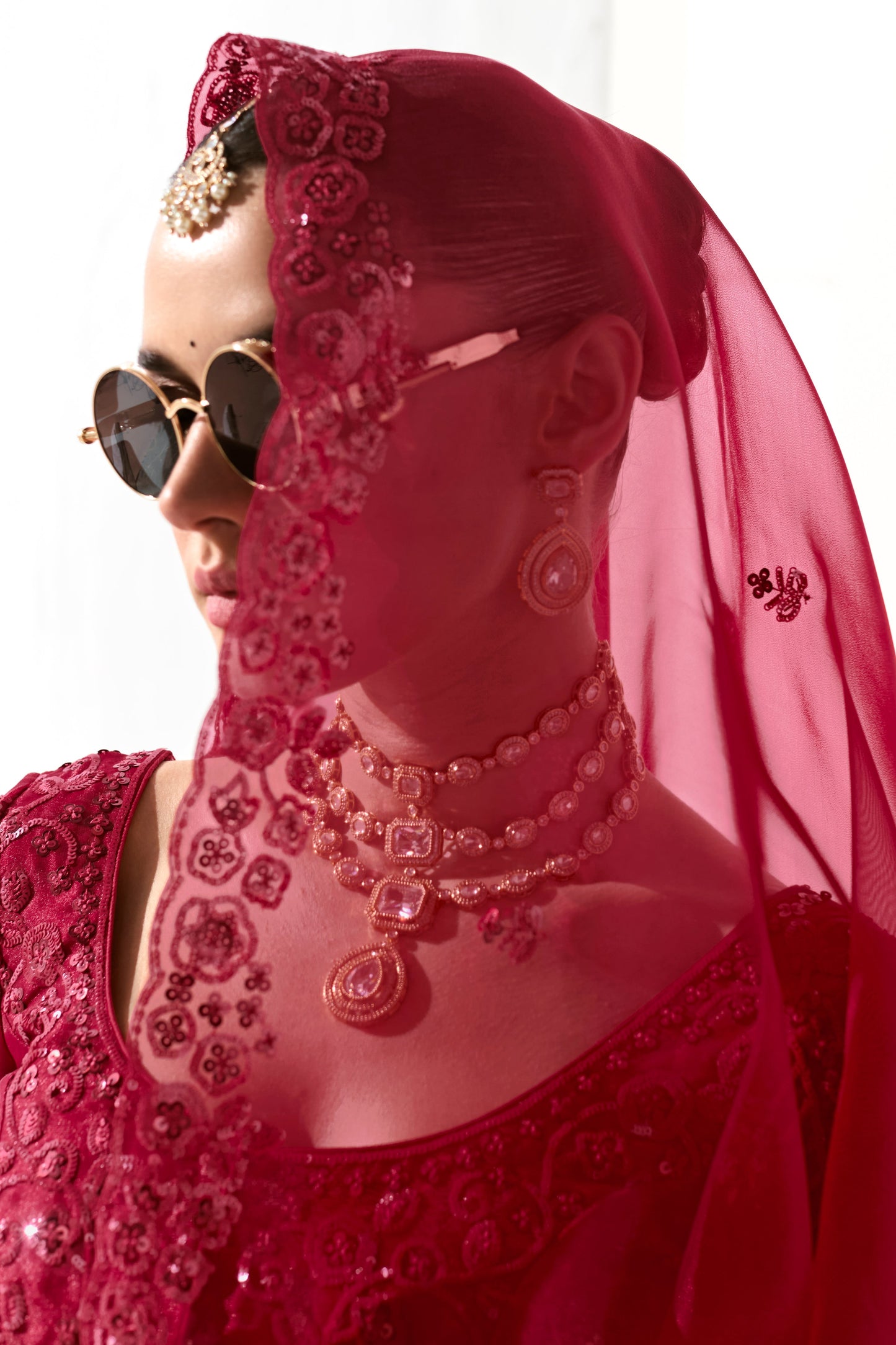 Cherry Red Embroidered Organza Tissue Saree-ZB134753_4_SareeButa.com