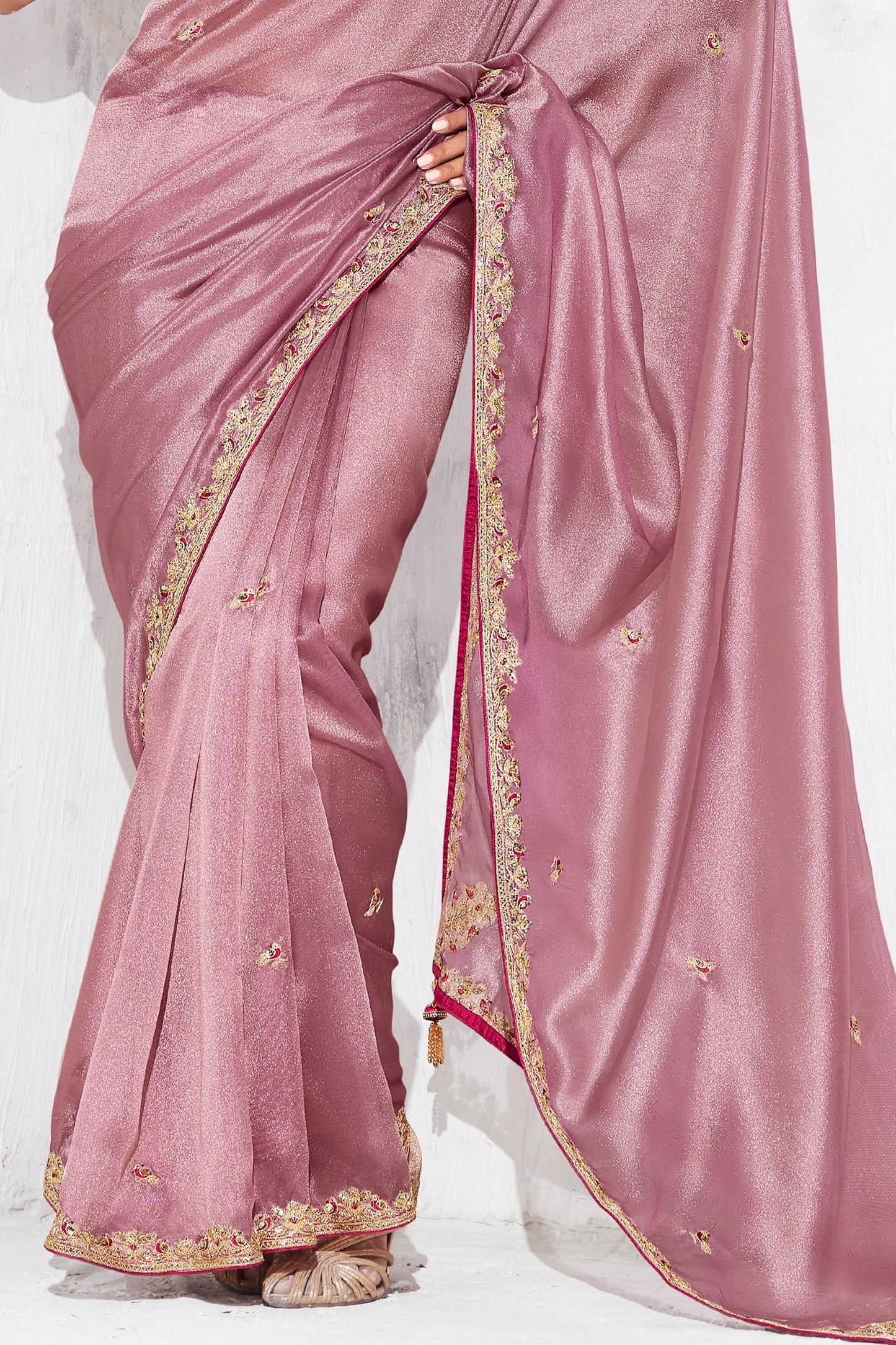 dusty-pink-embroidered-tissue-organza-saree-sar10560_6_Sareebuta.com