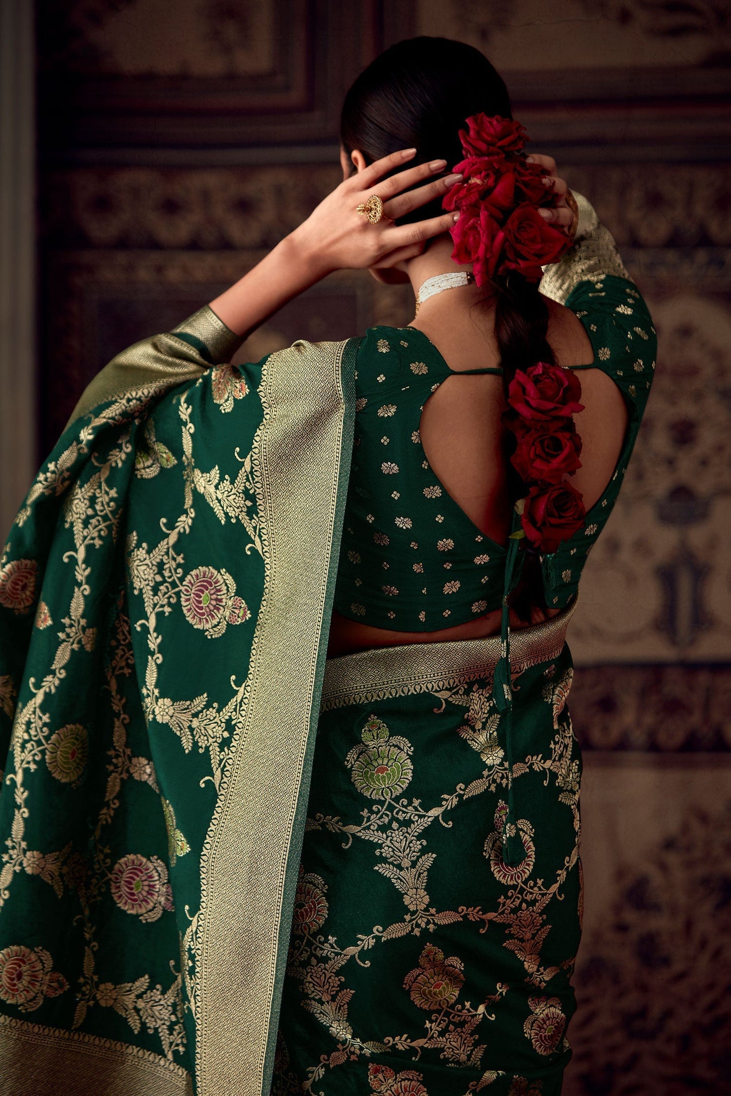 green-banarasi-saree-zb130216_3_SareeButa.com