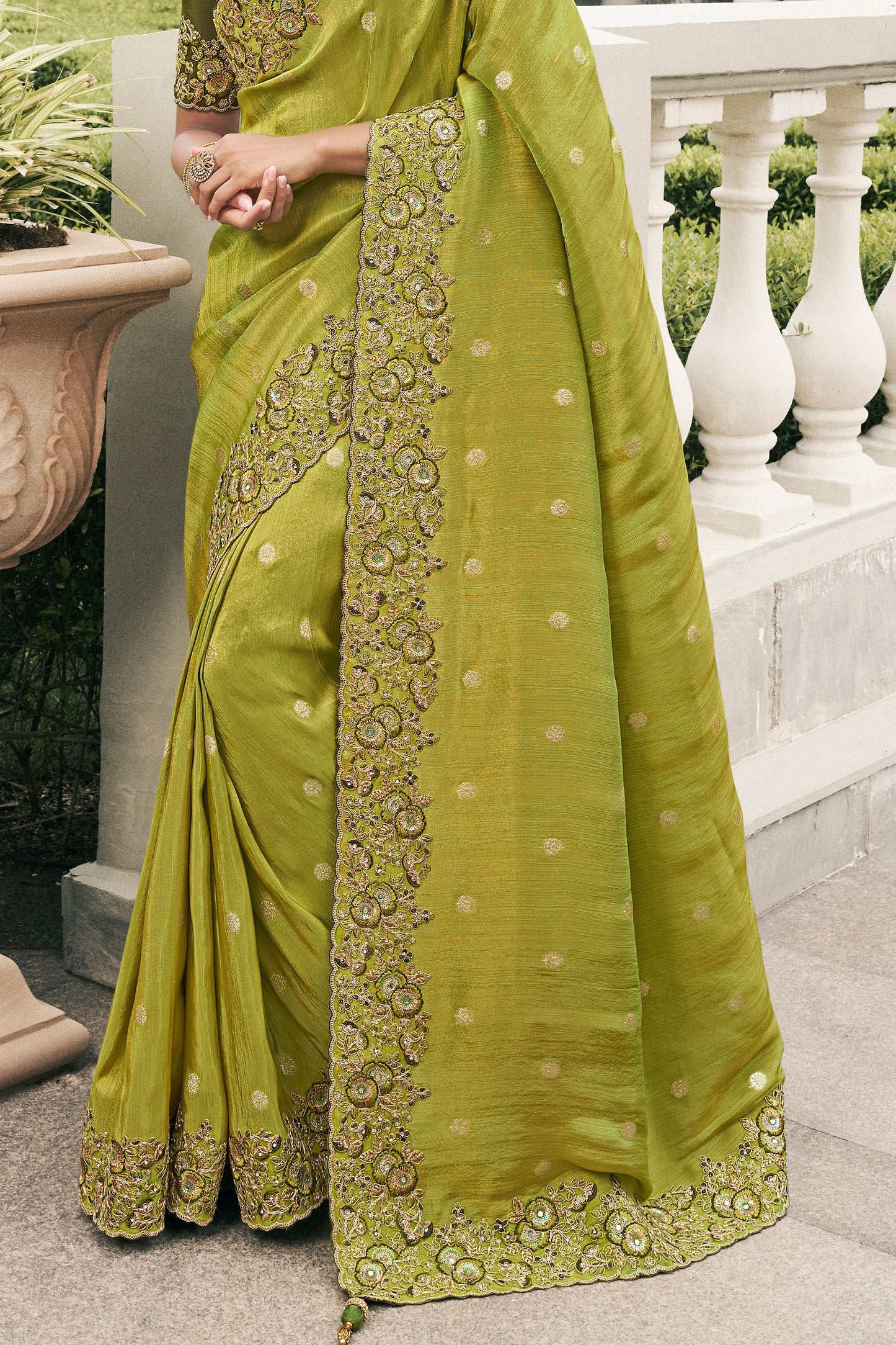 Green Heavy Work Pure Tissue Silk Saree-ZB133307_4_SareeButa.com