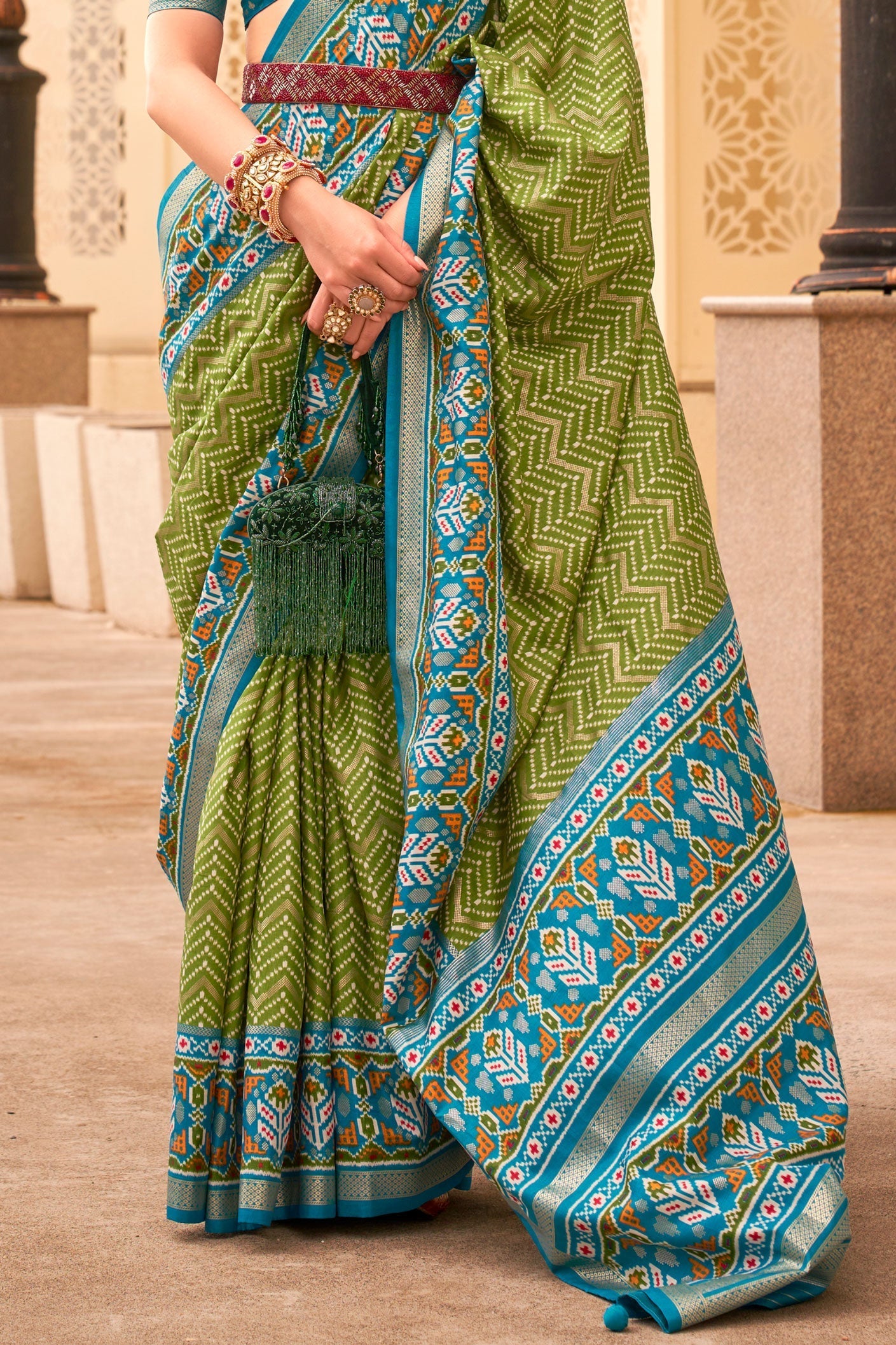green-printed-patola-silk-saree-zb131004_3_SareeButa.com