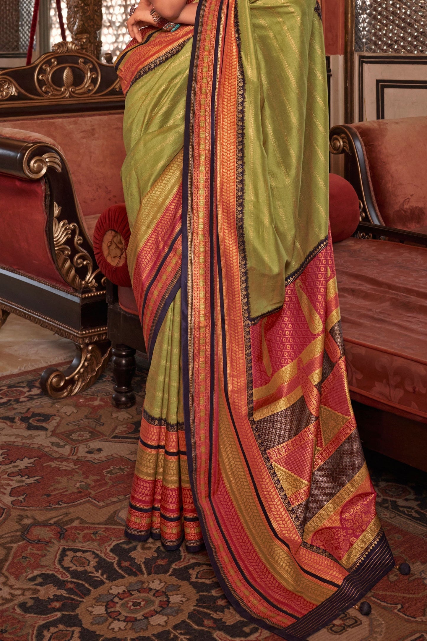 Green Silk Saree-ZB133162_3_SareeButa.com
