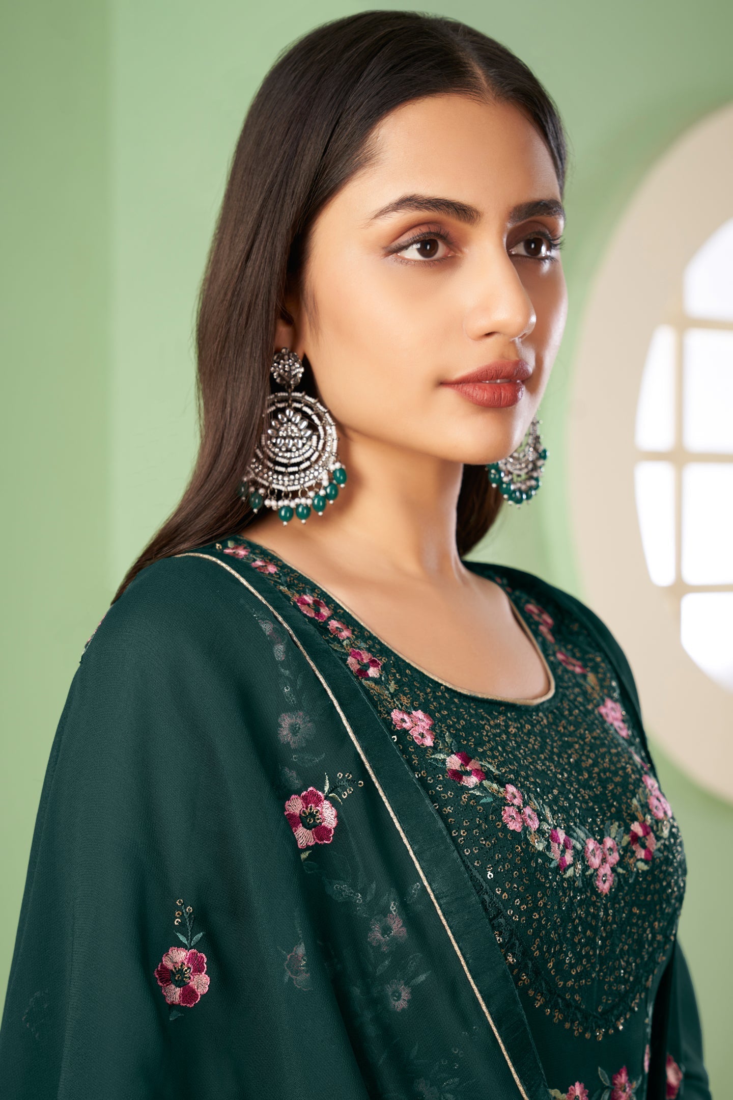 green-embroidered-georgette-suit-ss061_3_SareeButa.com