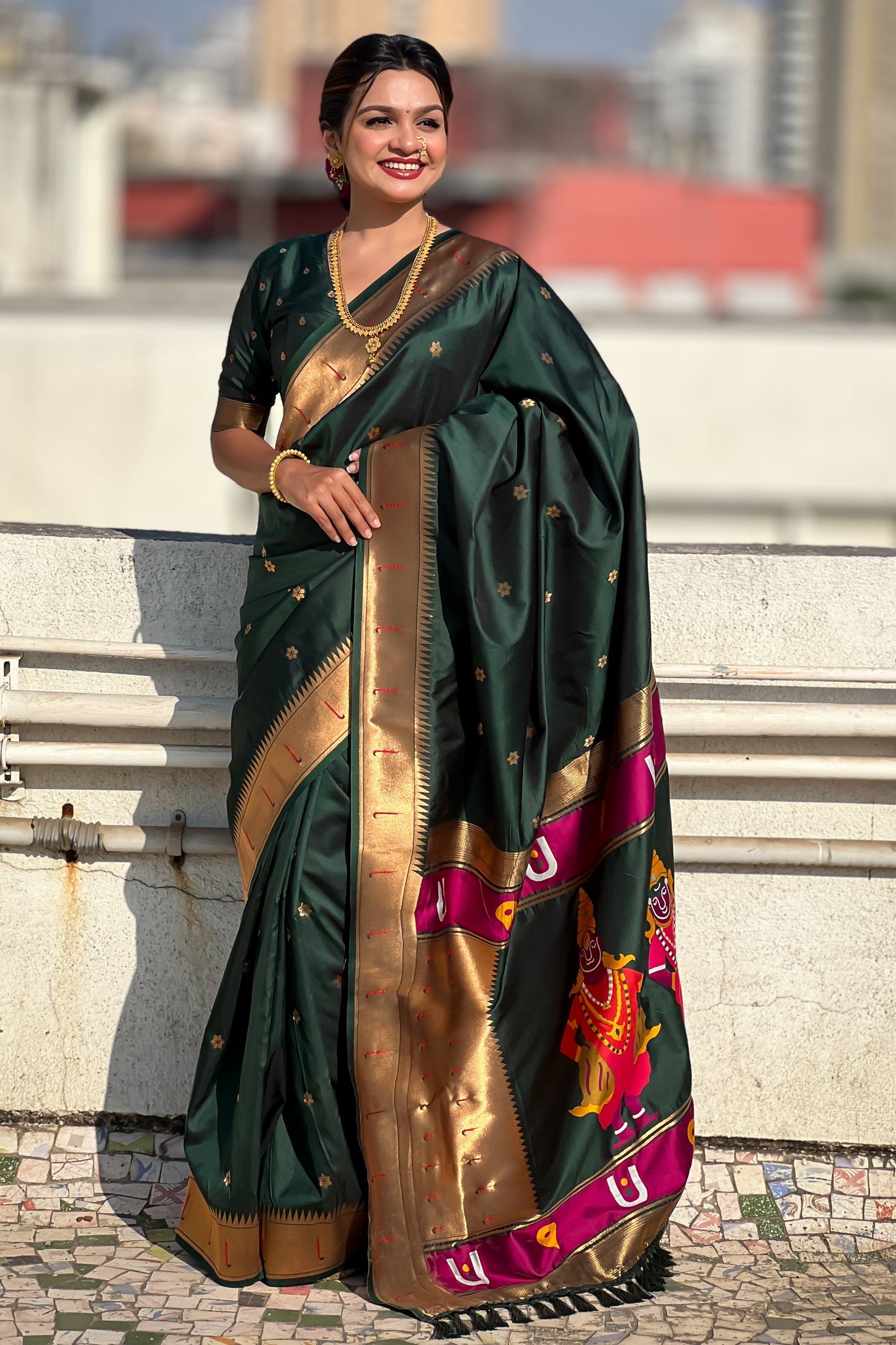 Green Woven Paithani Saree-ZB134809_4_SareeButa.com