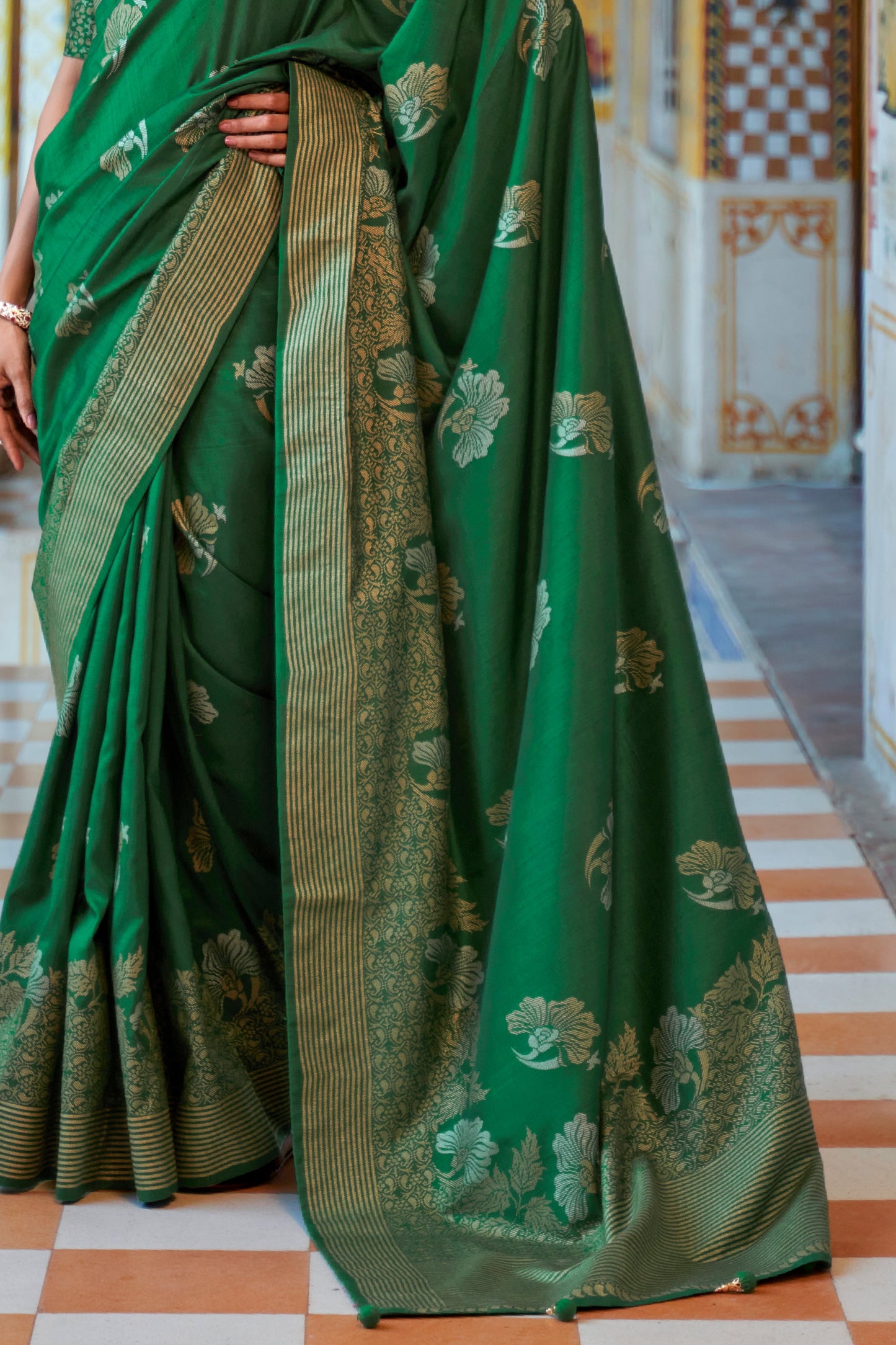 Green Woven Silk Saree-ZB133824_4_SareeButa.com