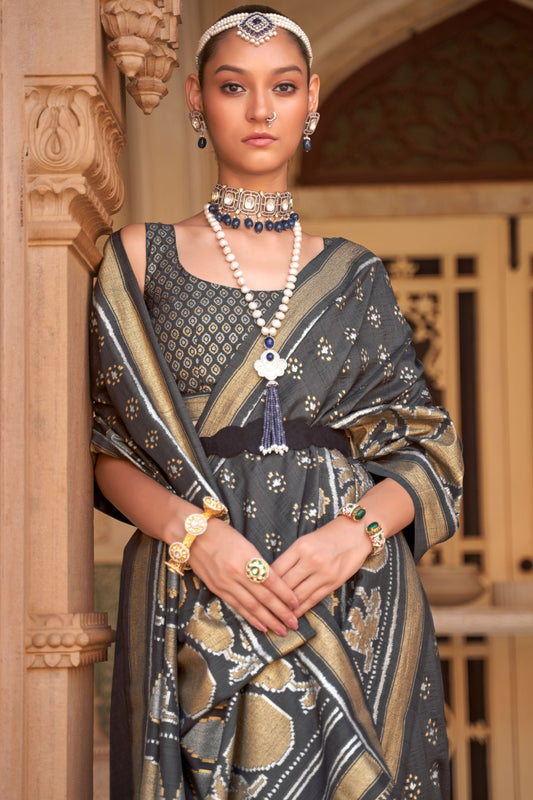 grey-banarasi-silk-saree-zb130838_2_SareeButa.com