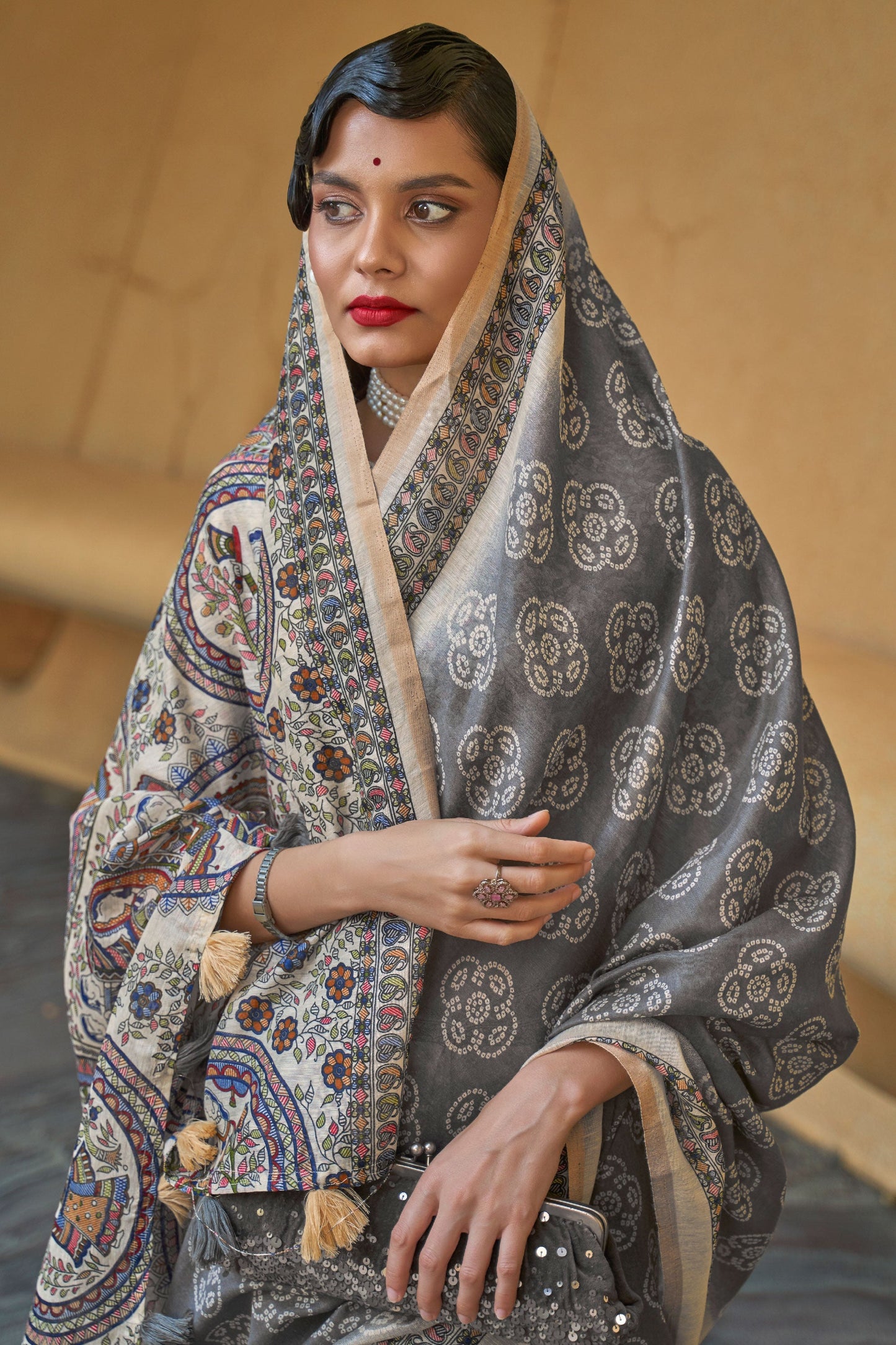 grey-printed-cotton-saree-zb130884_2_SareeButa.com