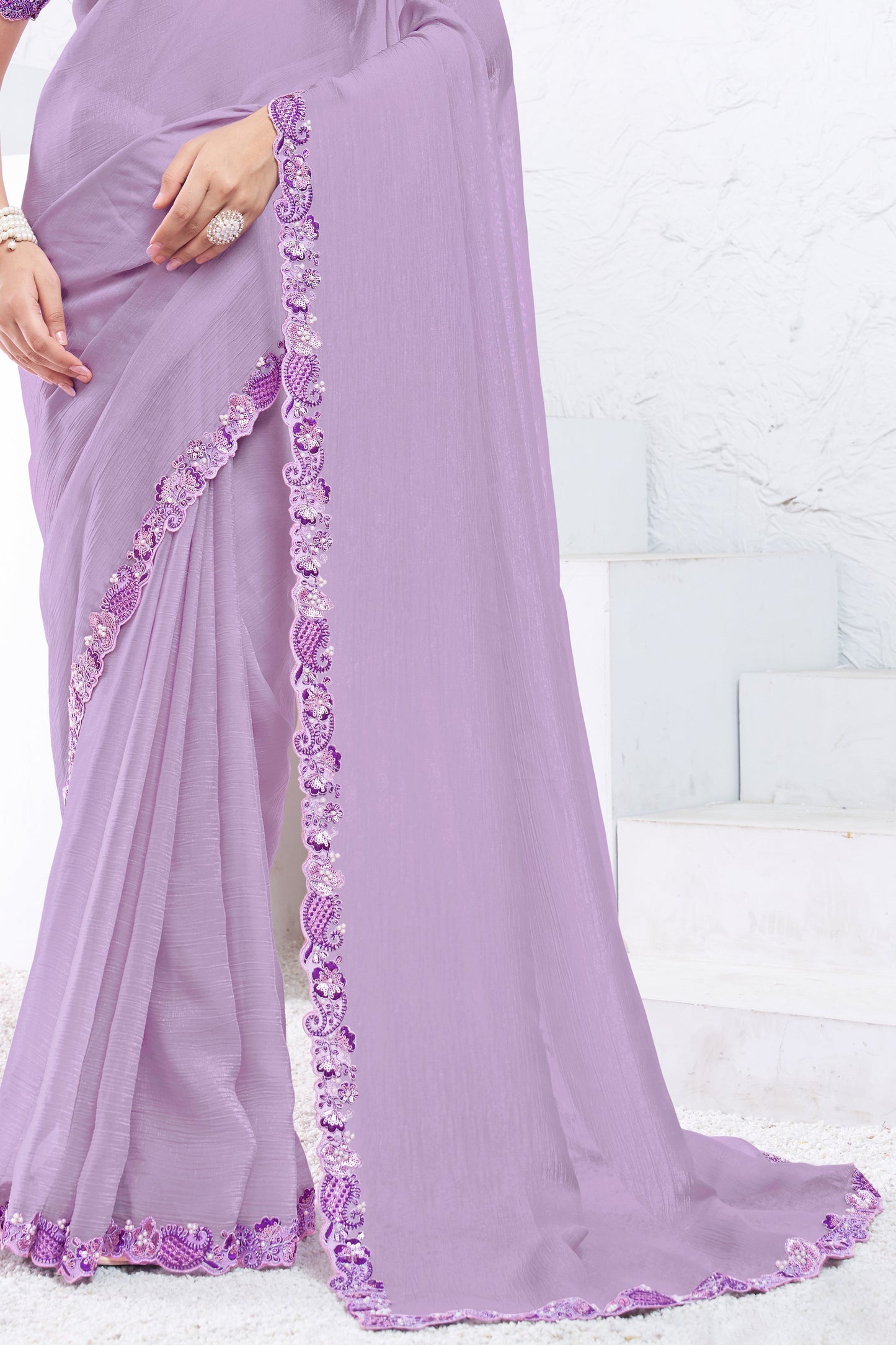 lavender-embroidered-crepe-silk-saree-zb133730_8_Sareebuta.com
