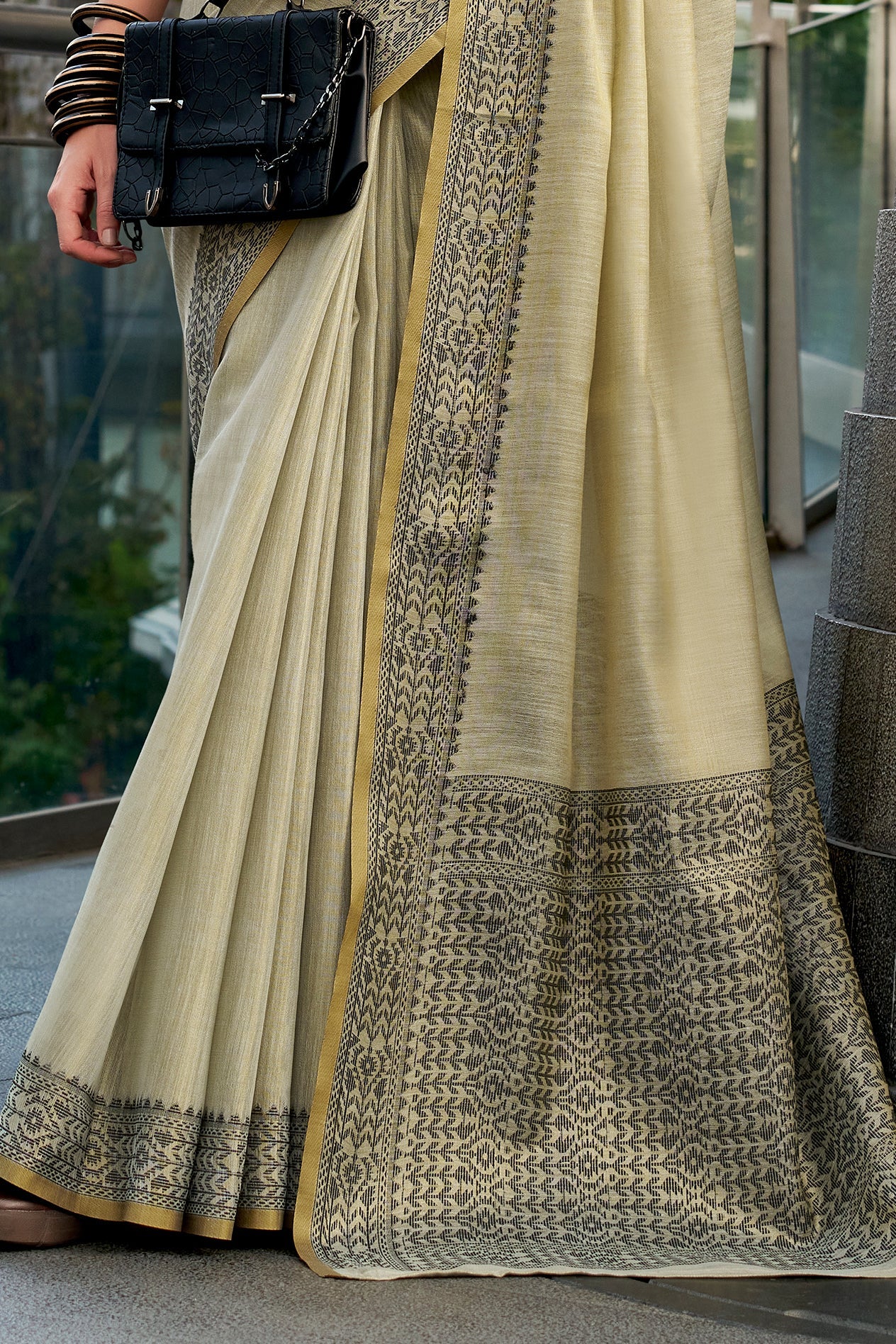 Light Sage Woven Linen Tissue Saree-ZB134368_4_SareeButa.com