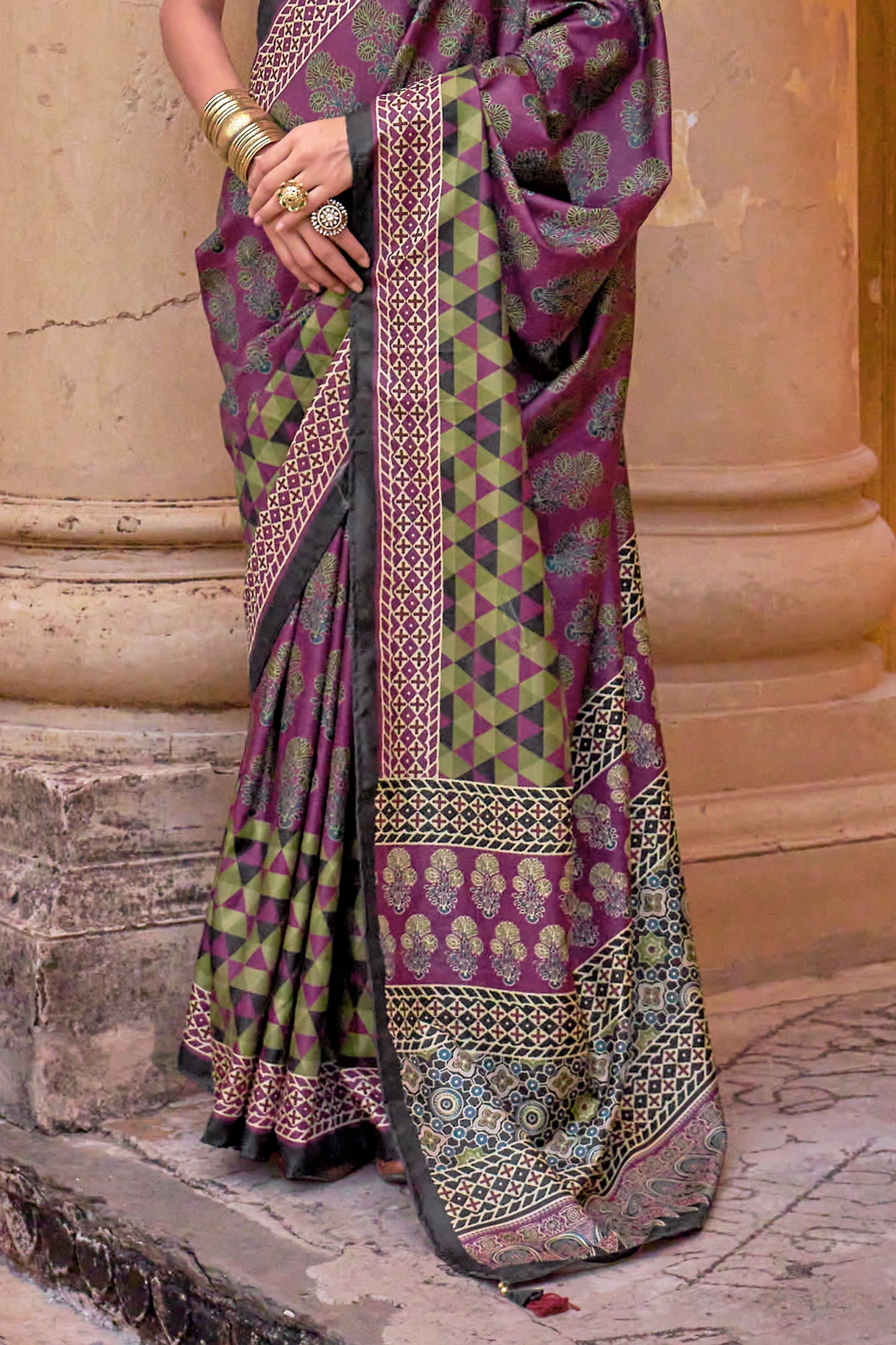 Lilac Purple Printed Viscose Saree-SAR10150_4_SareeButa.com