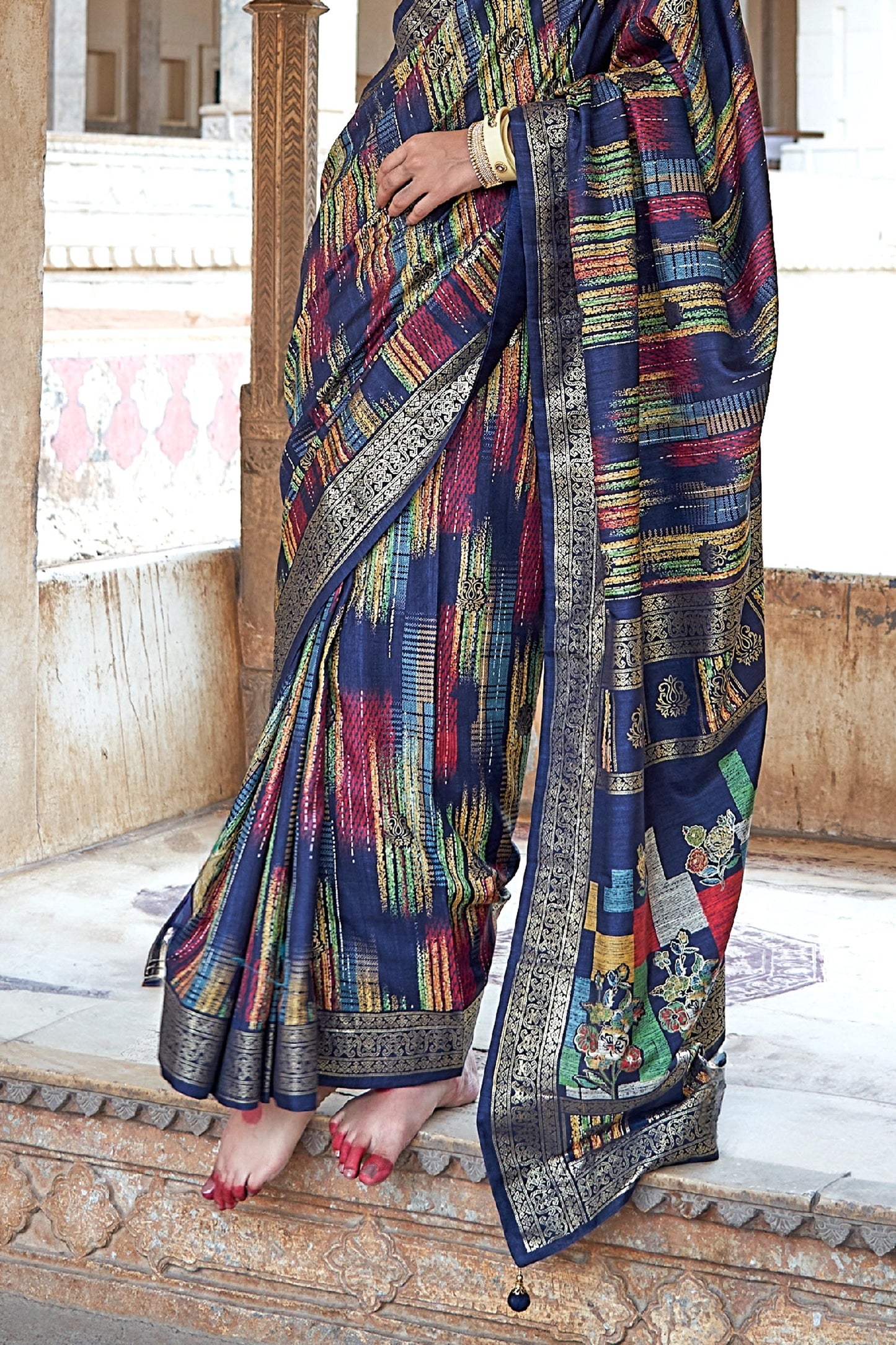 Navy Blue Printed Patola Silk Saree-SAR11305_4_SareeButa.com