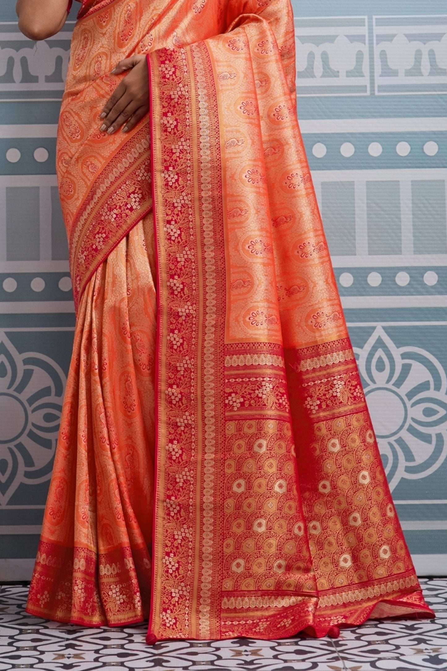 peach-orange-woven-kanjivaram-silk-saree-sar10376_6_Sareebuta.com