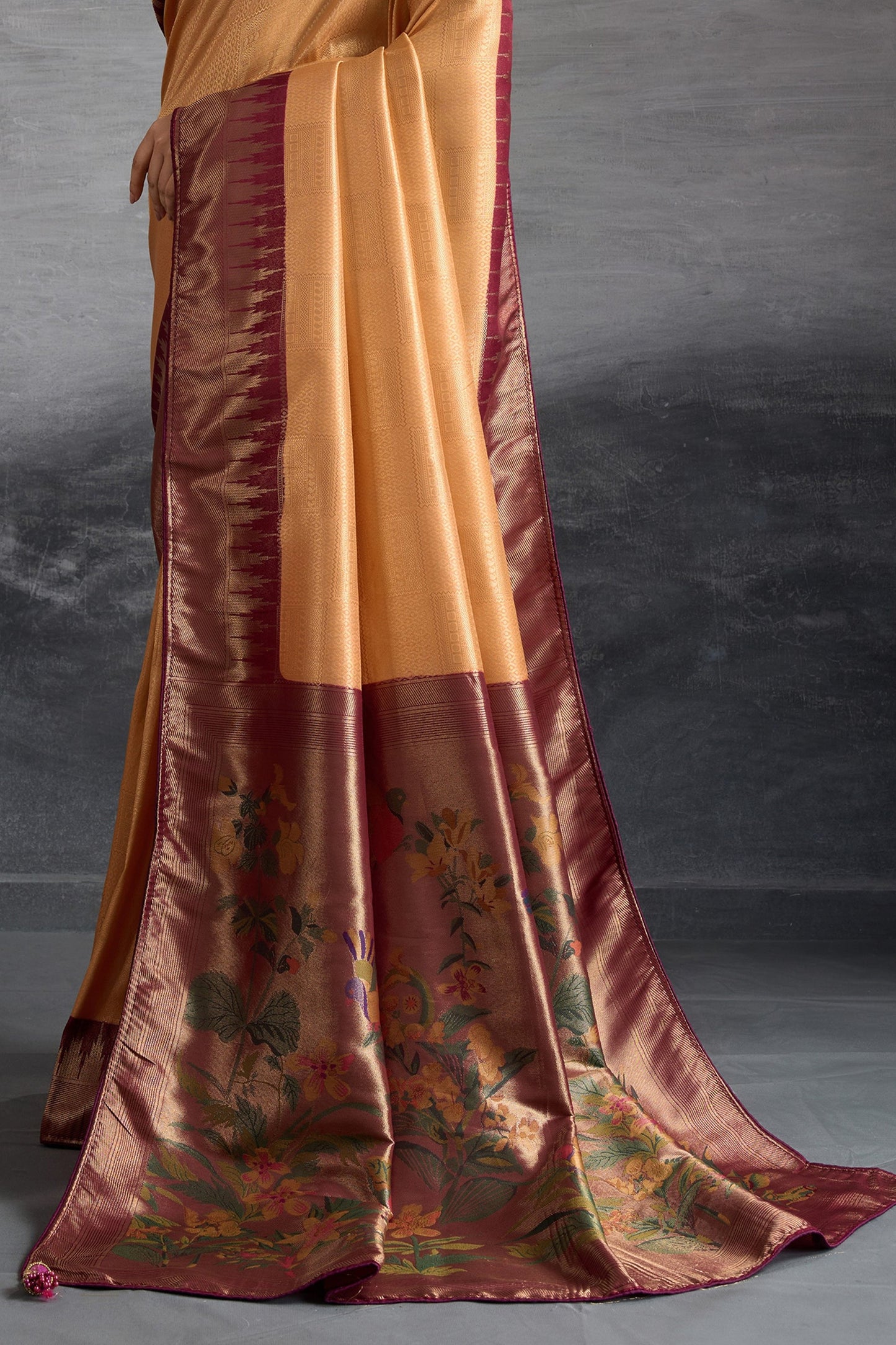 Peach Woven Kanjivaram Silk Saree-SAR10288_5_SareeButa.com