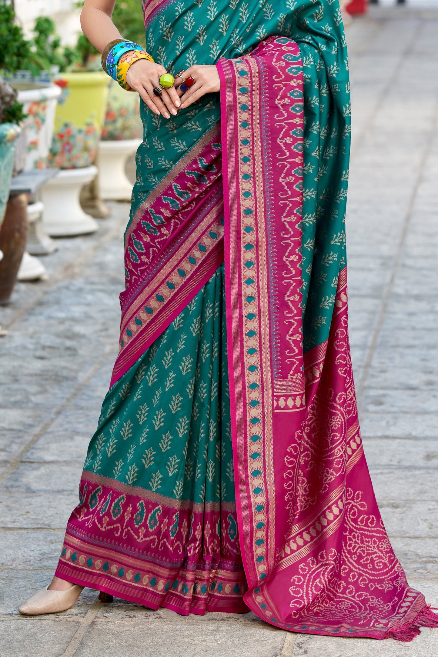 Pine Green Woven Soft Ikat Silk Saree-SAR10030_4_SareeButa.com