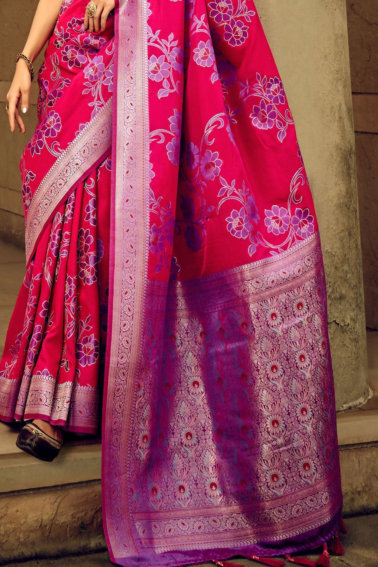 pink-brasso-satin-saree-zb130603_4_SareeButa.com