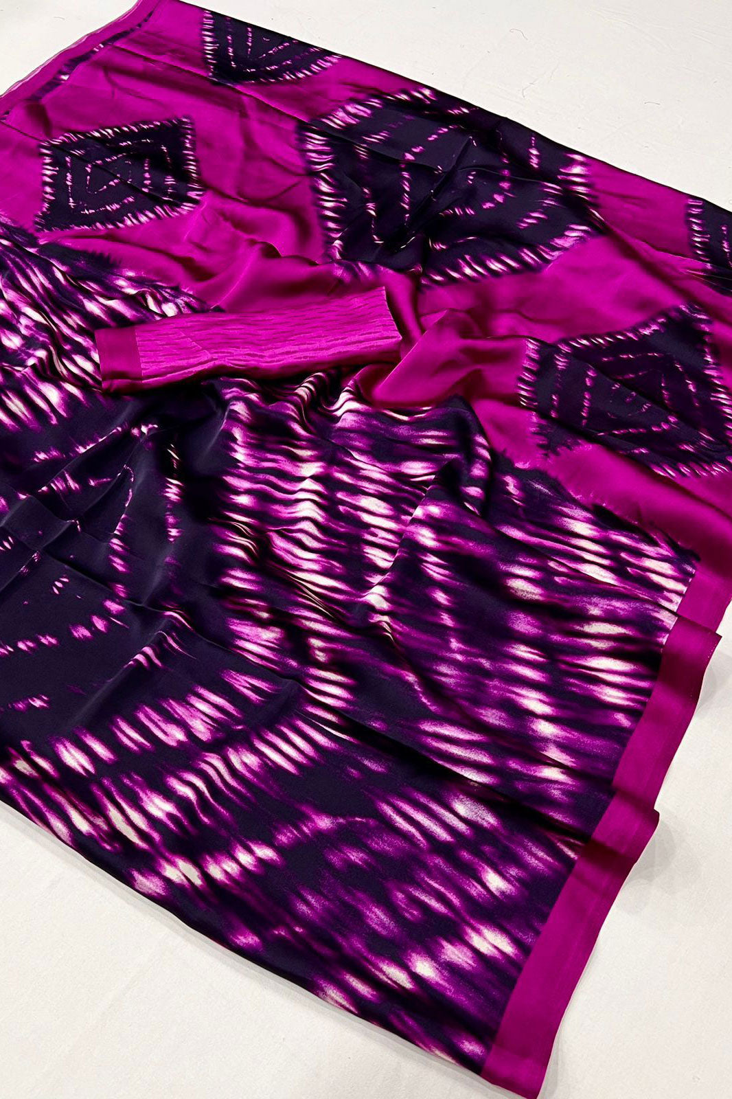 Pink Printed Crepe Saree-ZB132995_2