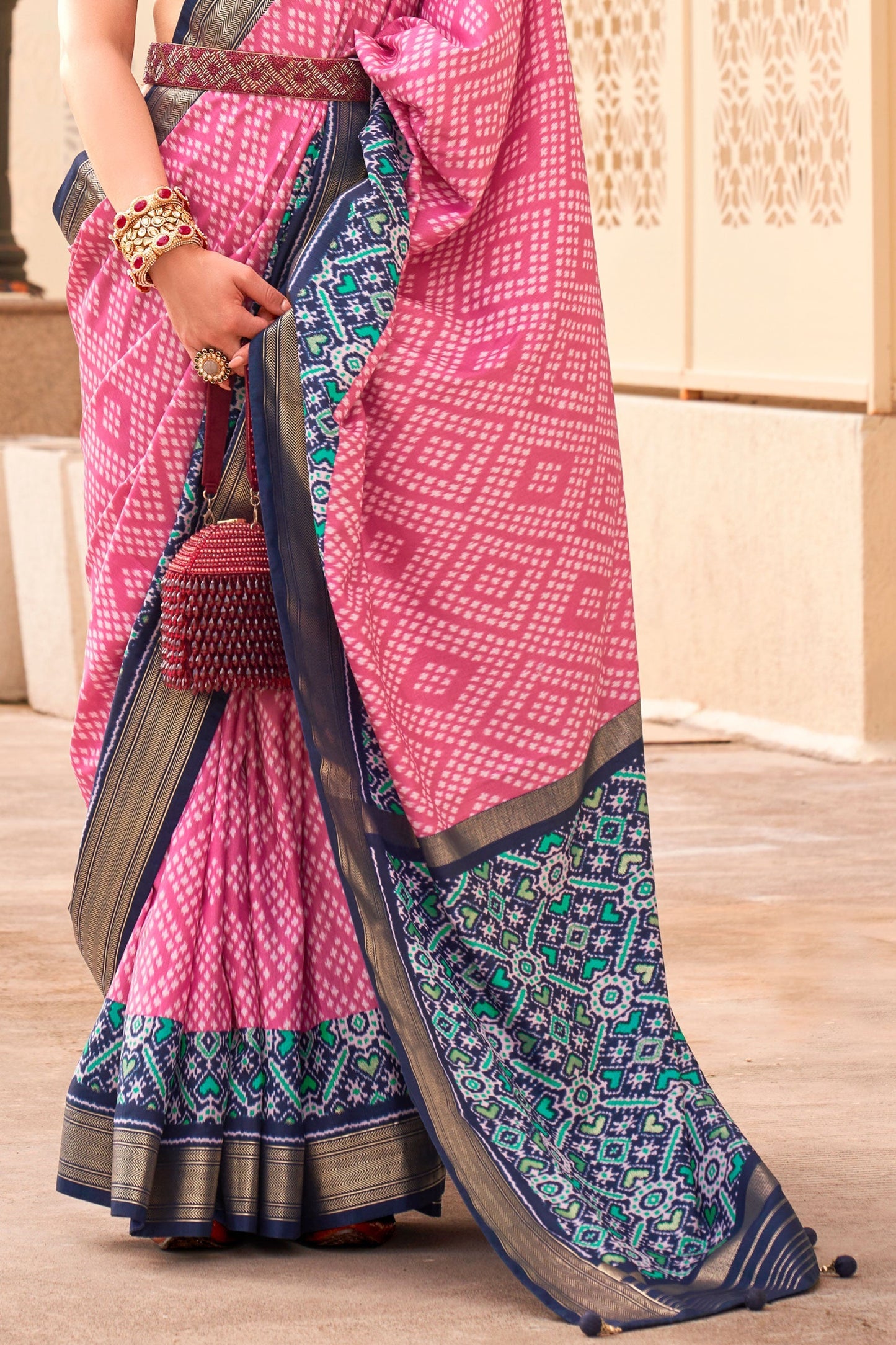 pink-printed-patola-silk-saree-zb131011_3_SareeButa.com