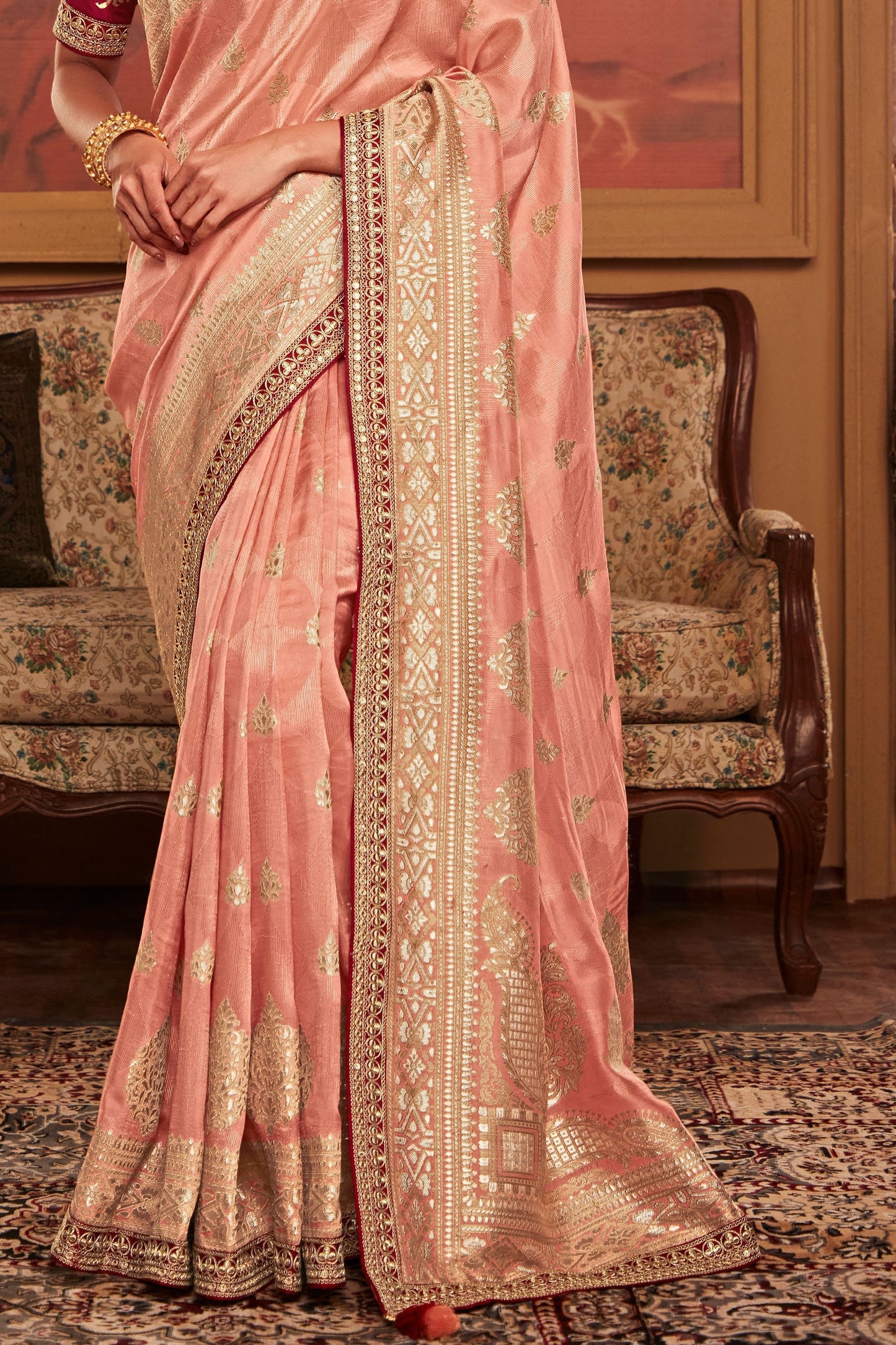 pink-woven-dola-silk-saree-zb131421_4_SareeButa.com