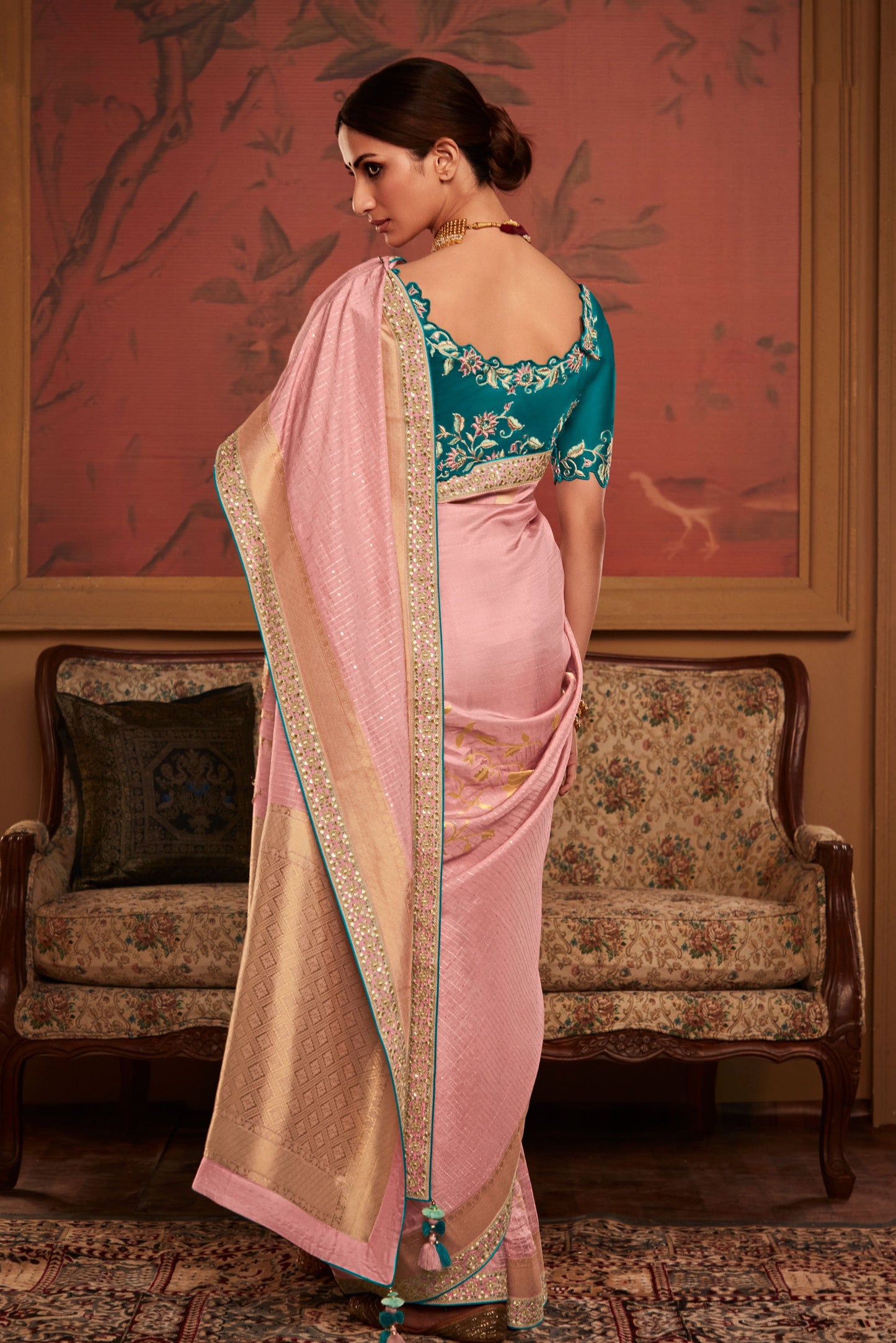 pink-woven-dola-silk-saree-zb131423_4_SareeButa.com