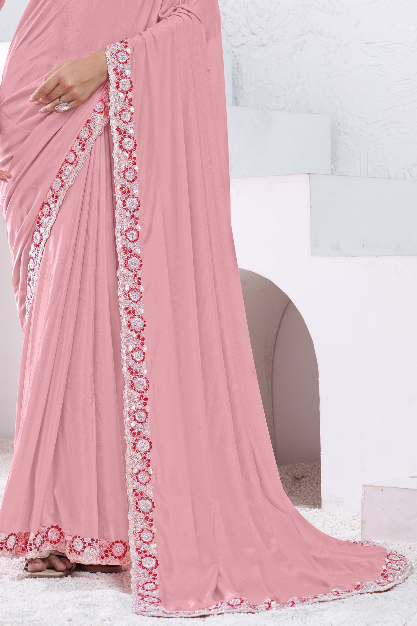 pink-embroidered-crepe-silk-saree-zb133737_8_Sareebuta.com