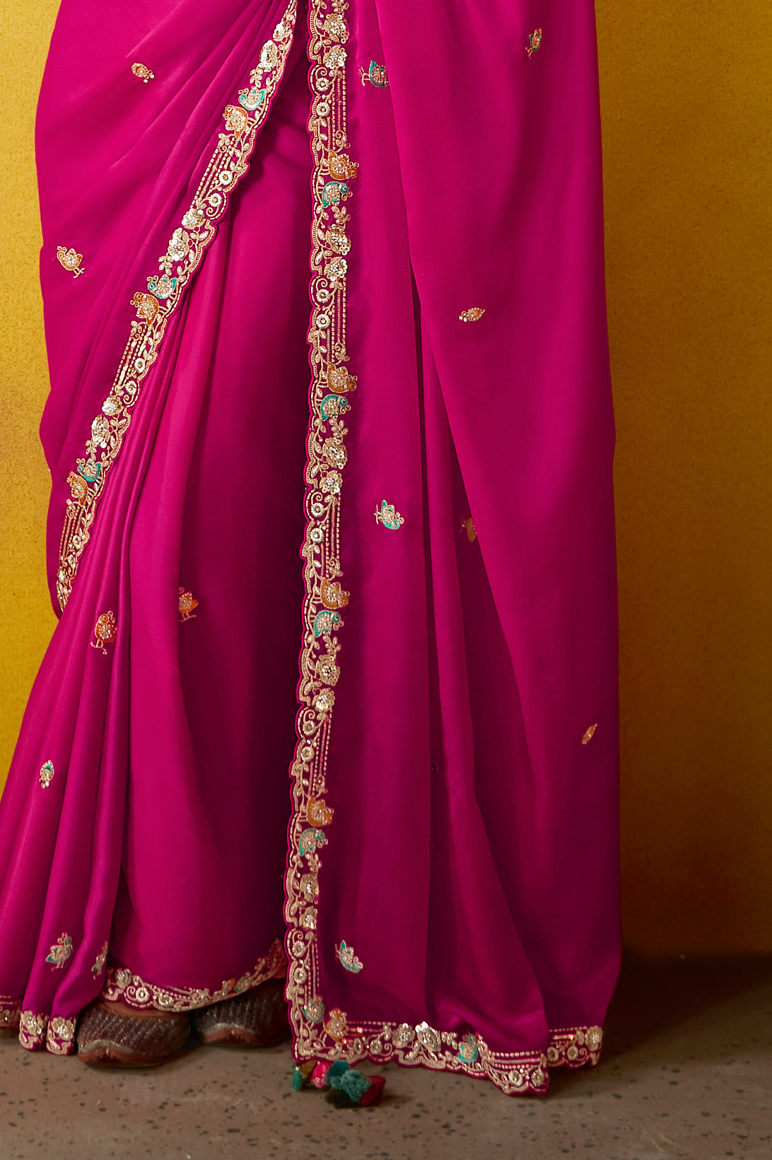 Pink Embroidered Glass Tissue Saree-ZB133813_4_SareeButa.com
