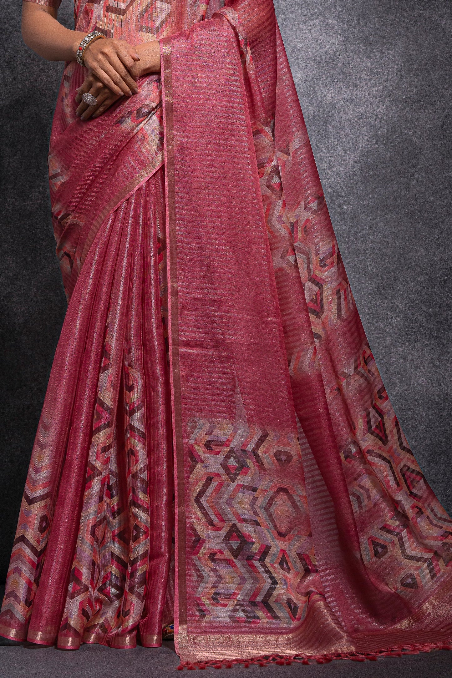 pink-printed-linen-silk-saree-zb132505_4_SareeButa.com