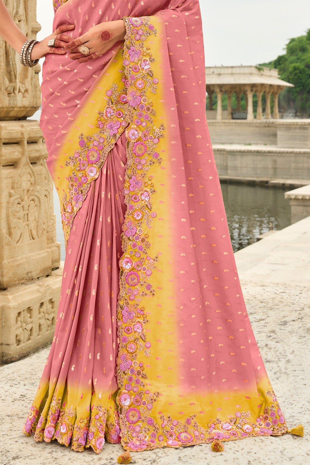 Pink Woven Banarasi Saree-ZB134499_3_SareeButa.com