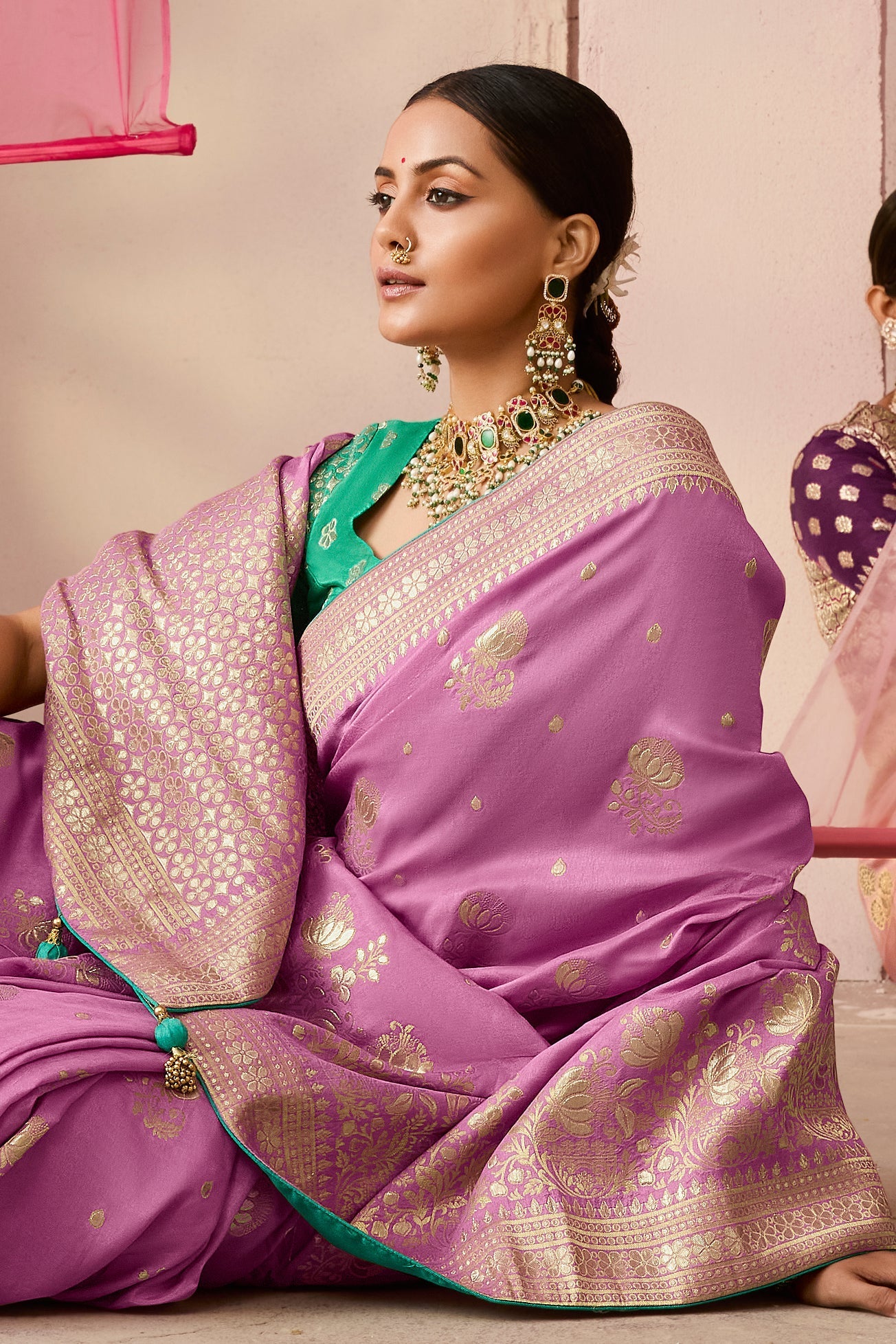 pink-woven-silk-saree-zb132864_4_SareeButa.com