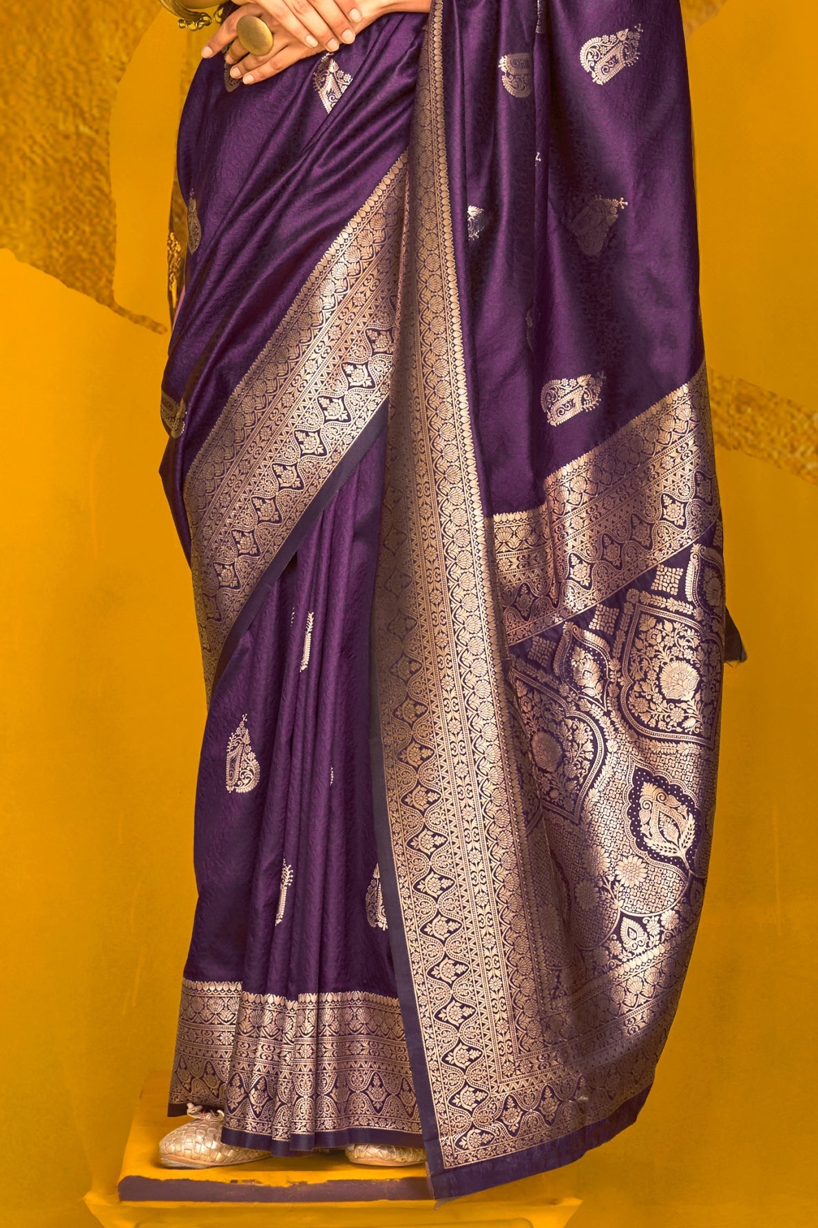 Purple 2-Tone Zari Weaving Silk Saree-ZB134059_4_SareeButa.com
