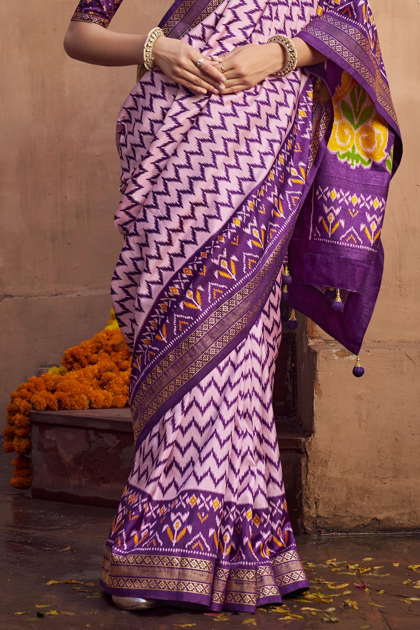 Purple Printed Patola Silk Saree-SAR10388_4_SareeButa.com