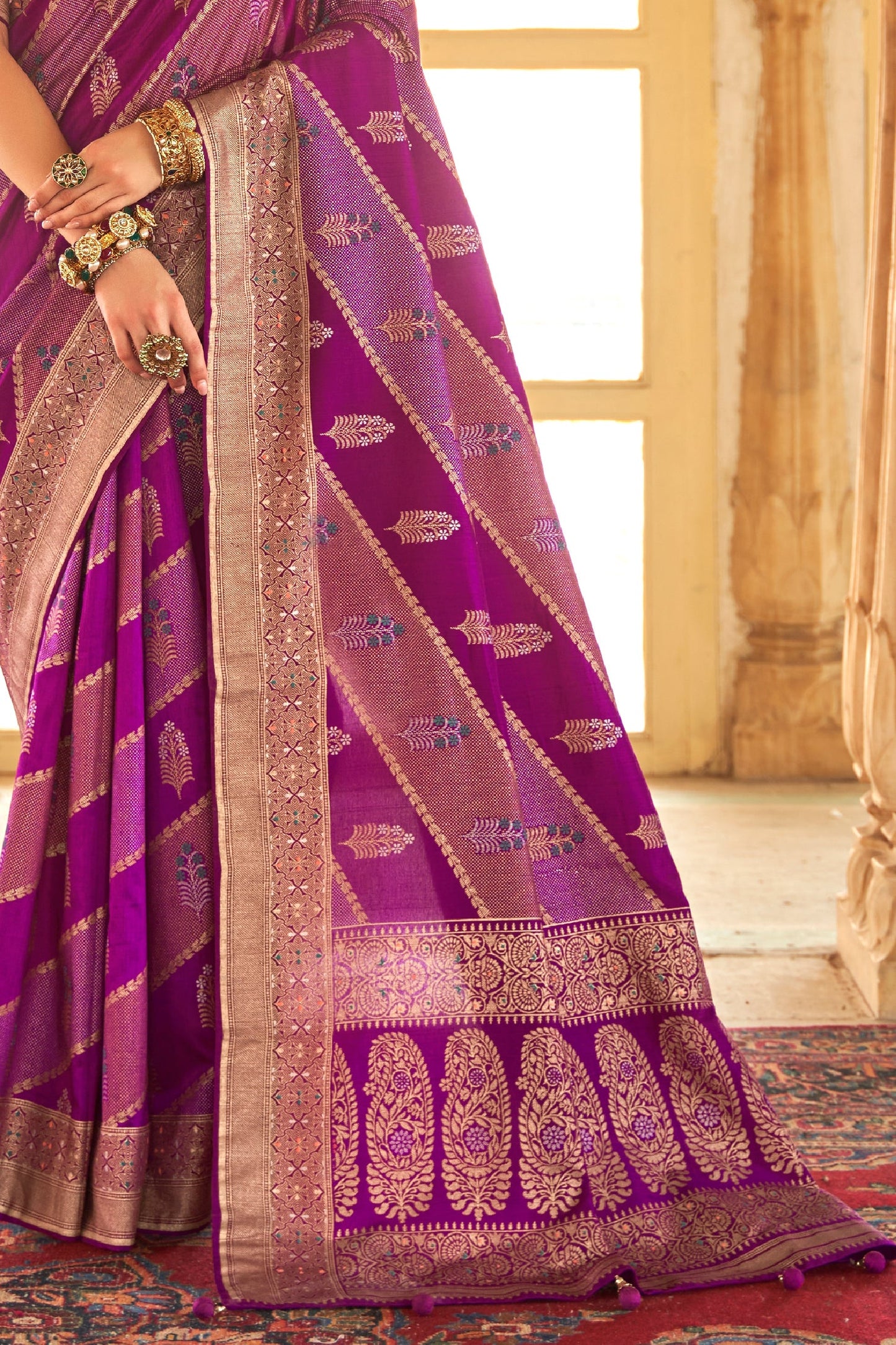 Purple Woven Silk Saree-ZB133841_4_SareeButa.com