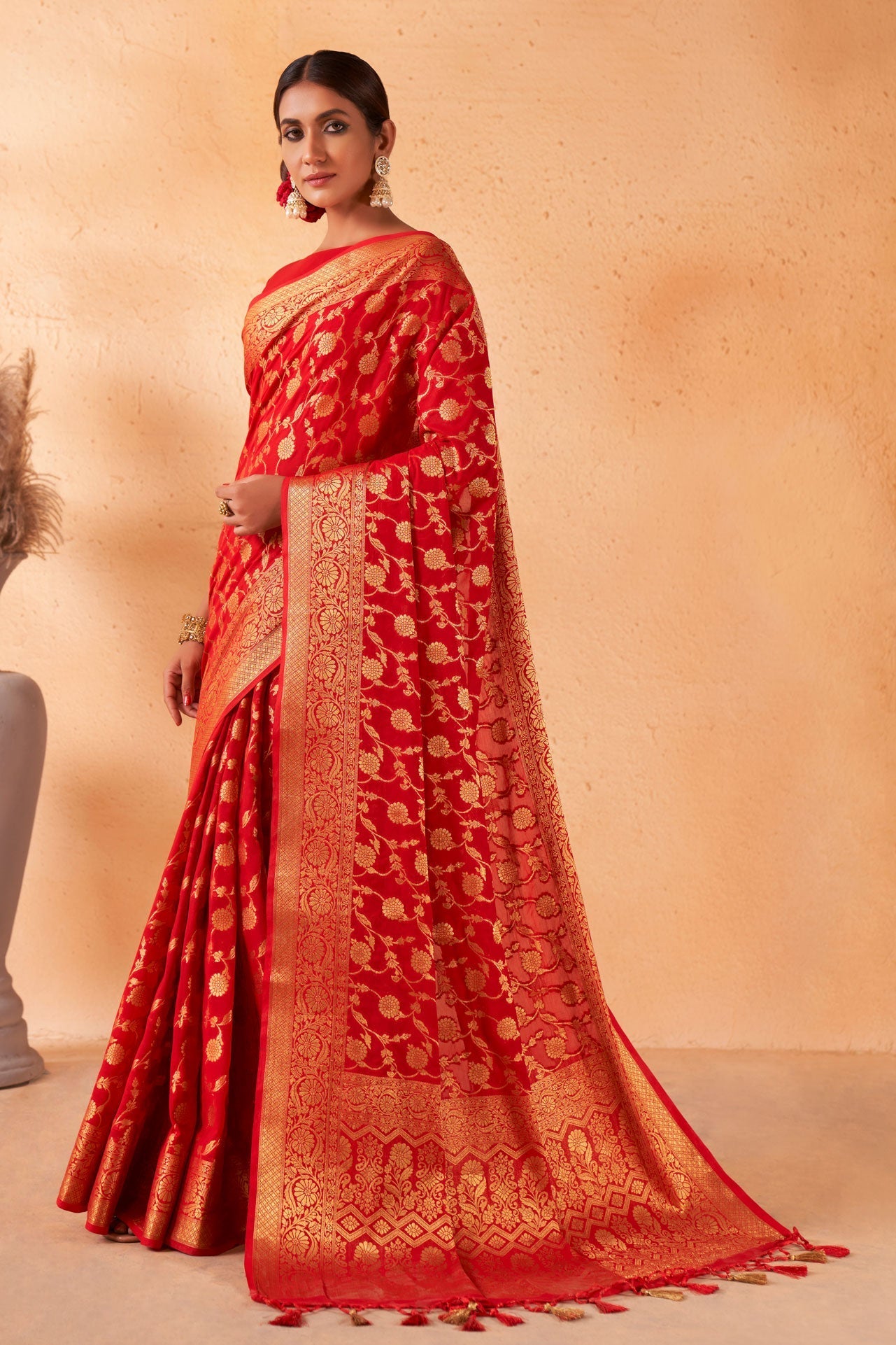 red-georgette-saree-zb130345_3_SareeButa.com