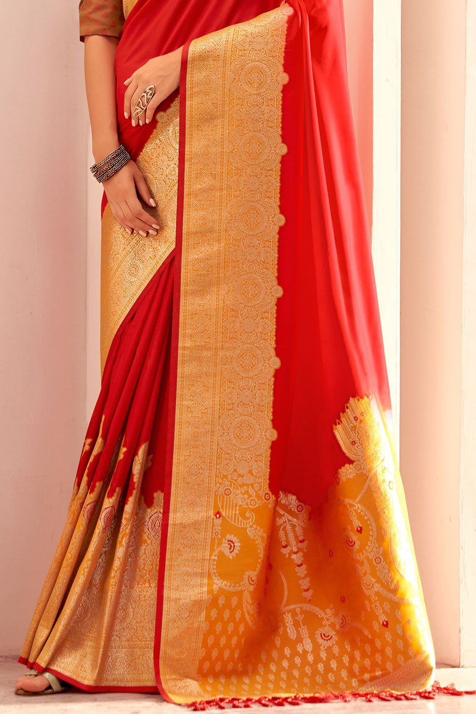 Red Silk Saree-ZB133126_3_SareeButa.Com