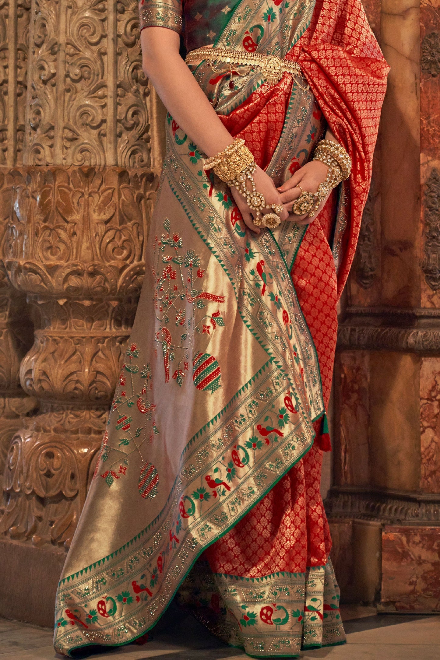 red-woven-paithani-silk-saree-zb130988_3_SareeButa.com