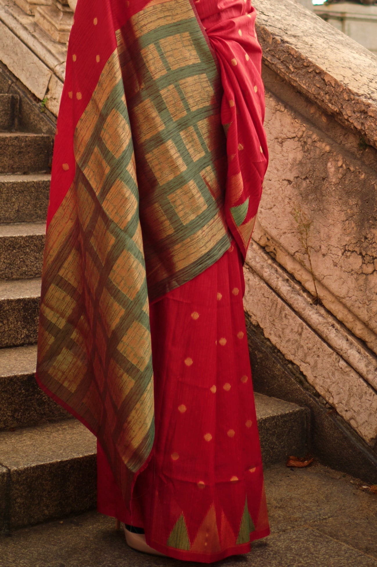 Red Woven Khadi Silk Saree-ZB134116_4_SareeButa.com