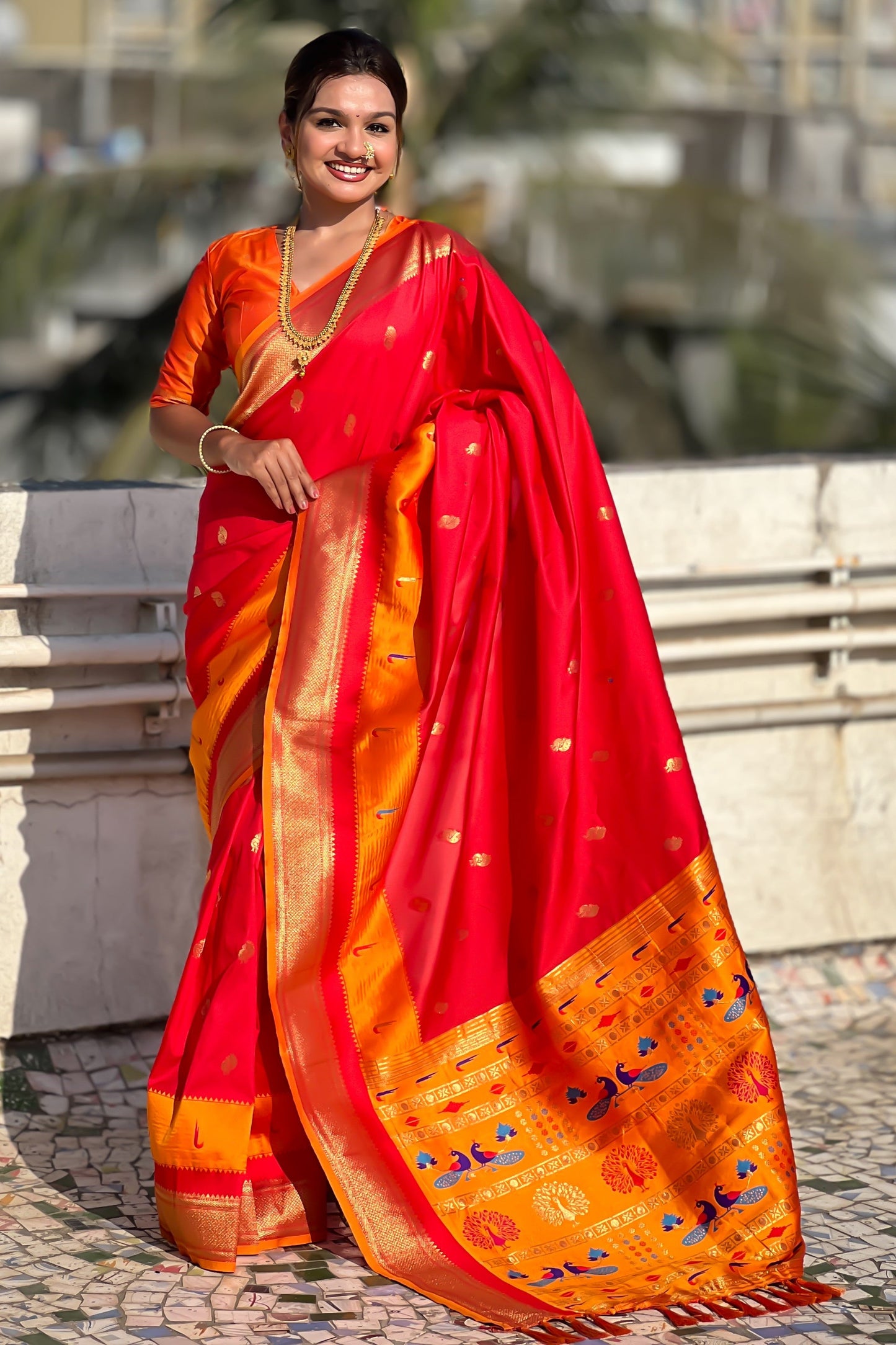 Red Woven Paithani Saree-ZB134838_4_SareeButa.com