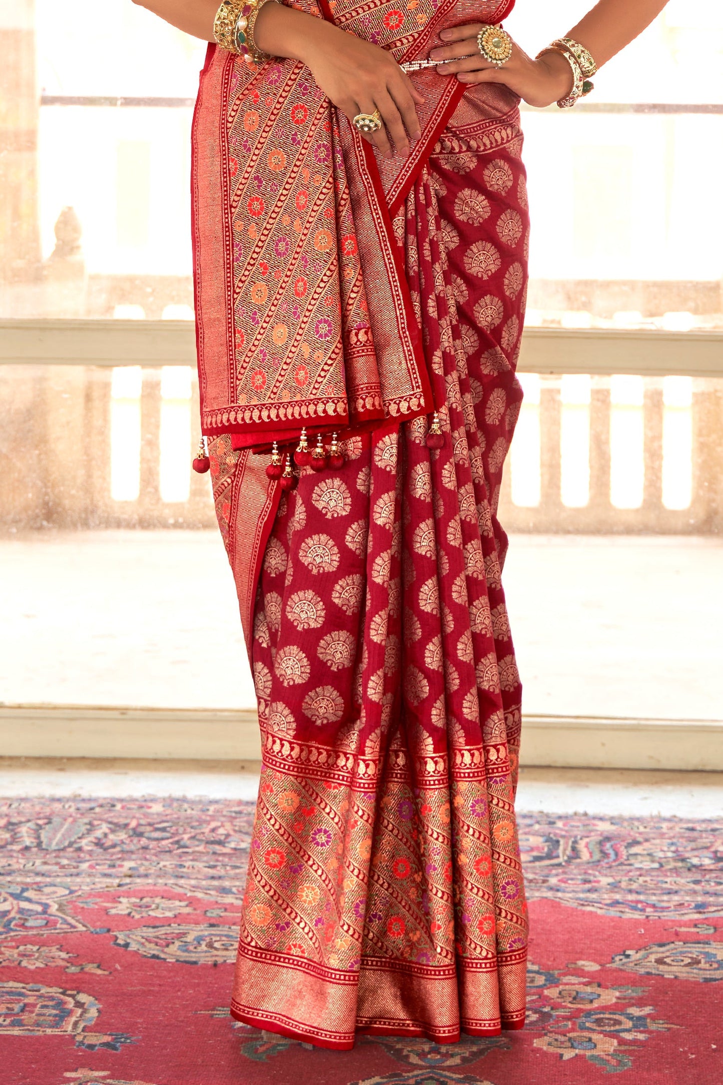Red Woven Silk Saree-ZB133836_4_SareeButa.com