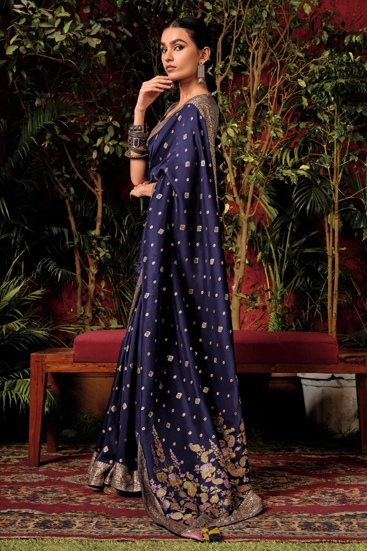 royal-blue-silk-saree-zb130250_4_SareeButa.com