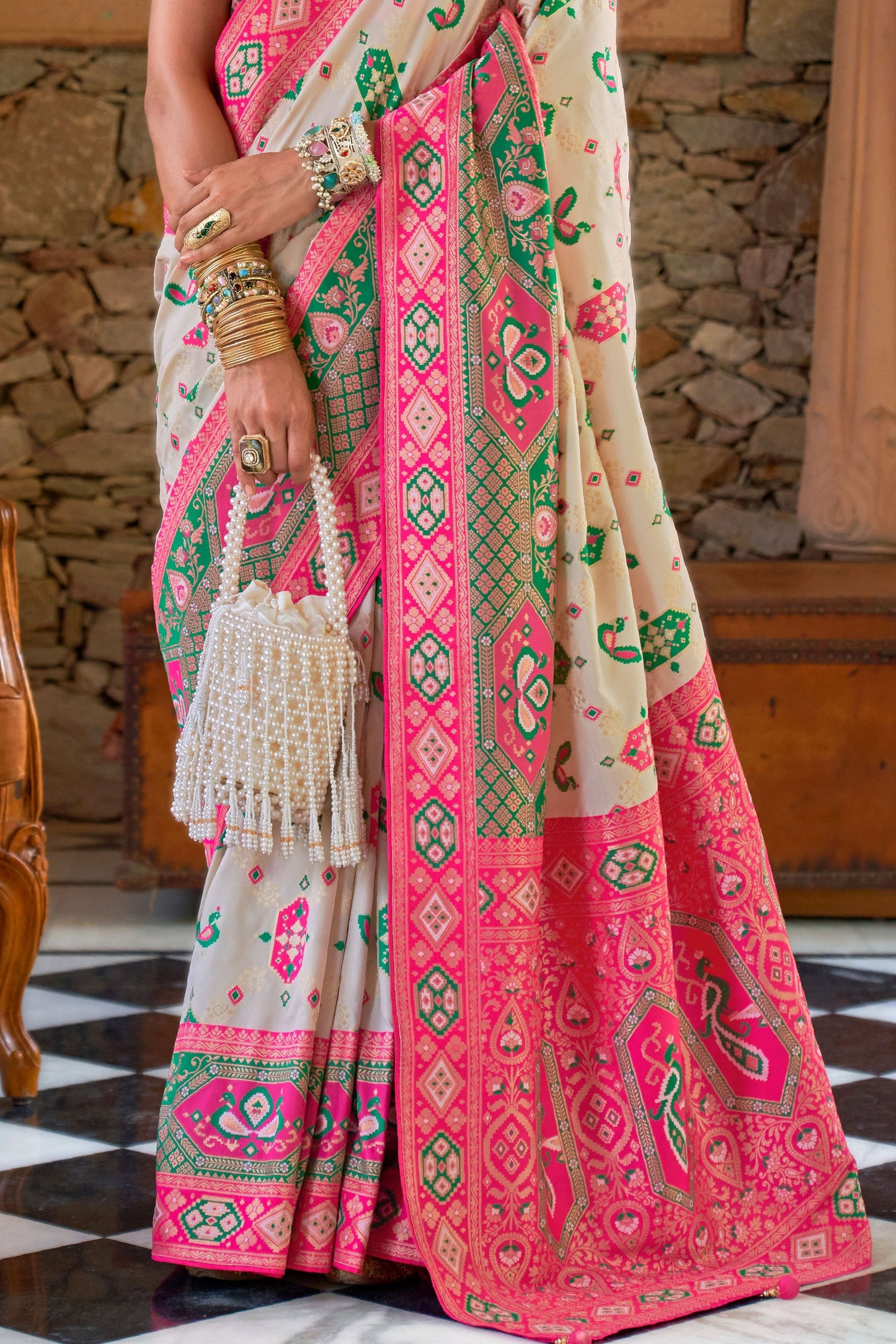 White Banarasi Silk Saree-ZB133192_3_SareeButa.com