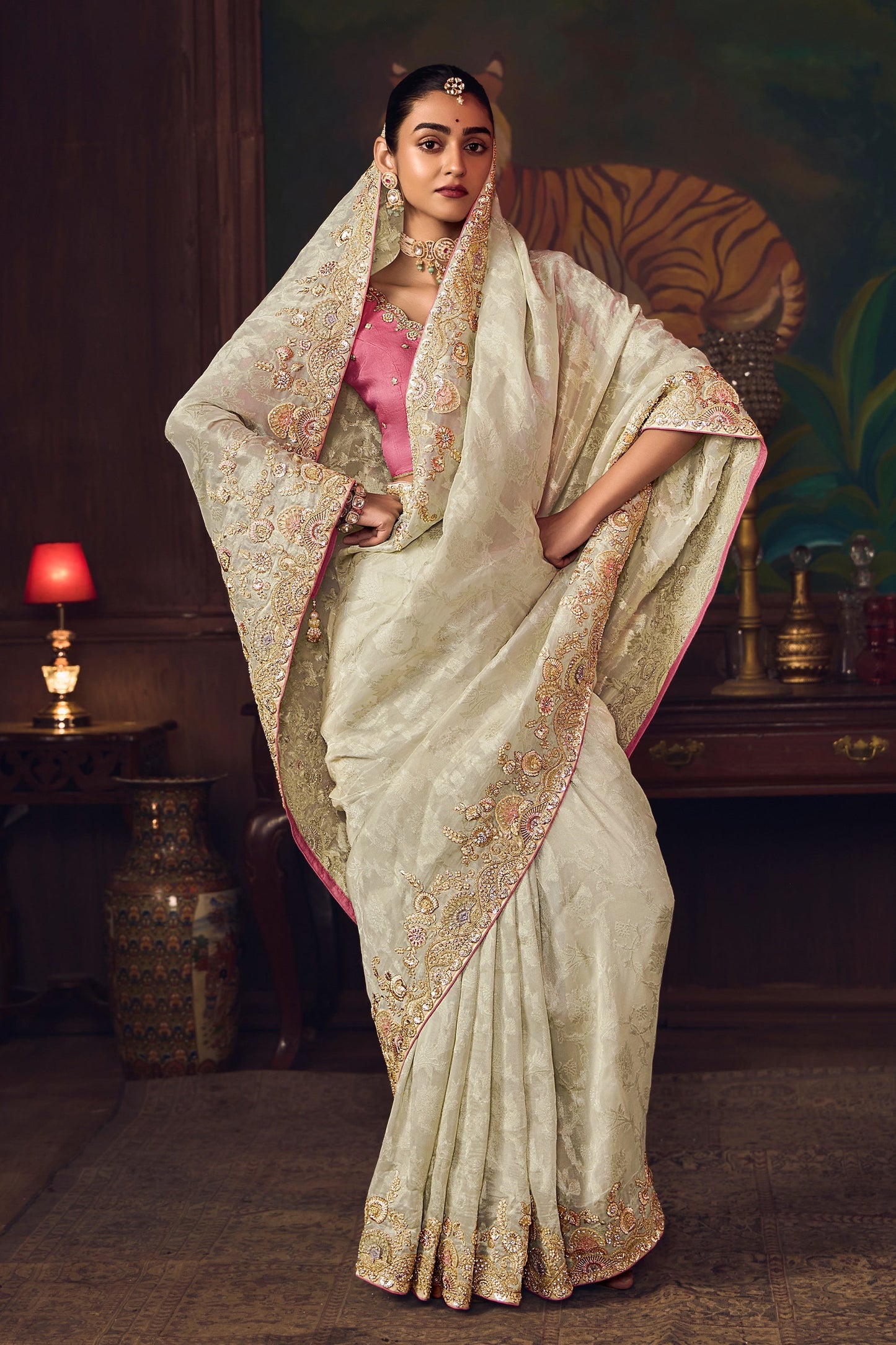 White Heavy Work Silk Saree-SAR10984_5_SareeButa.com
